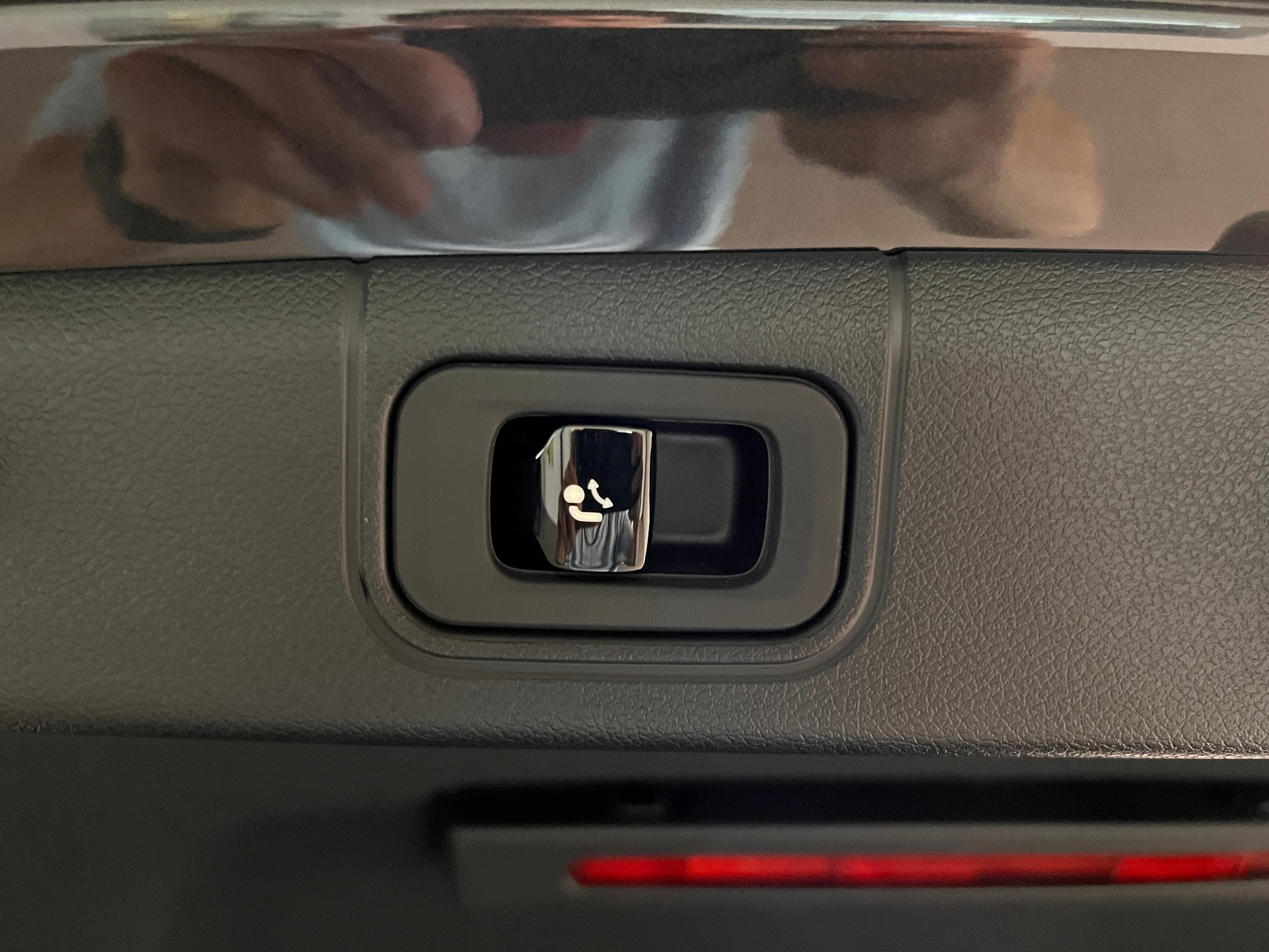 MERCEDES-BENZ E 200 9G-Tronic 4Matic-image-7