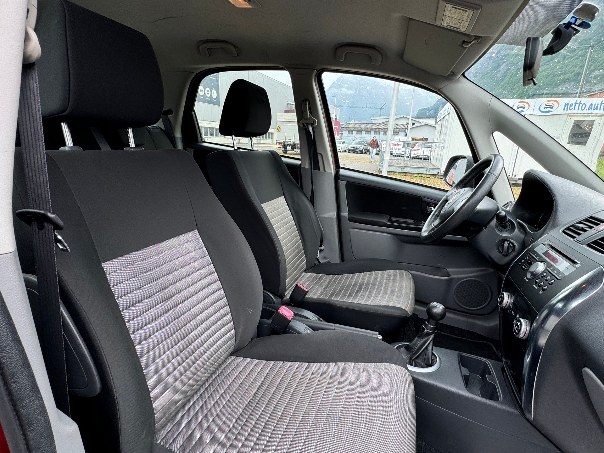SUZUKI SX4 1.6 16V GL Top Barry 4WD-image-12