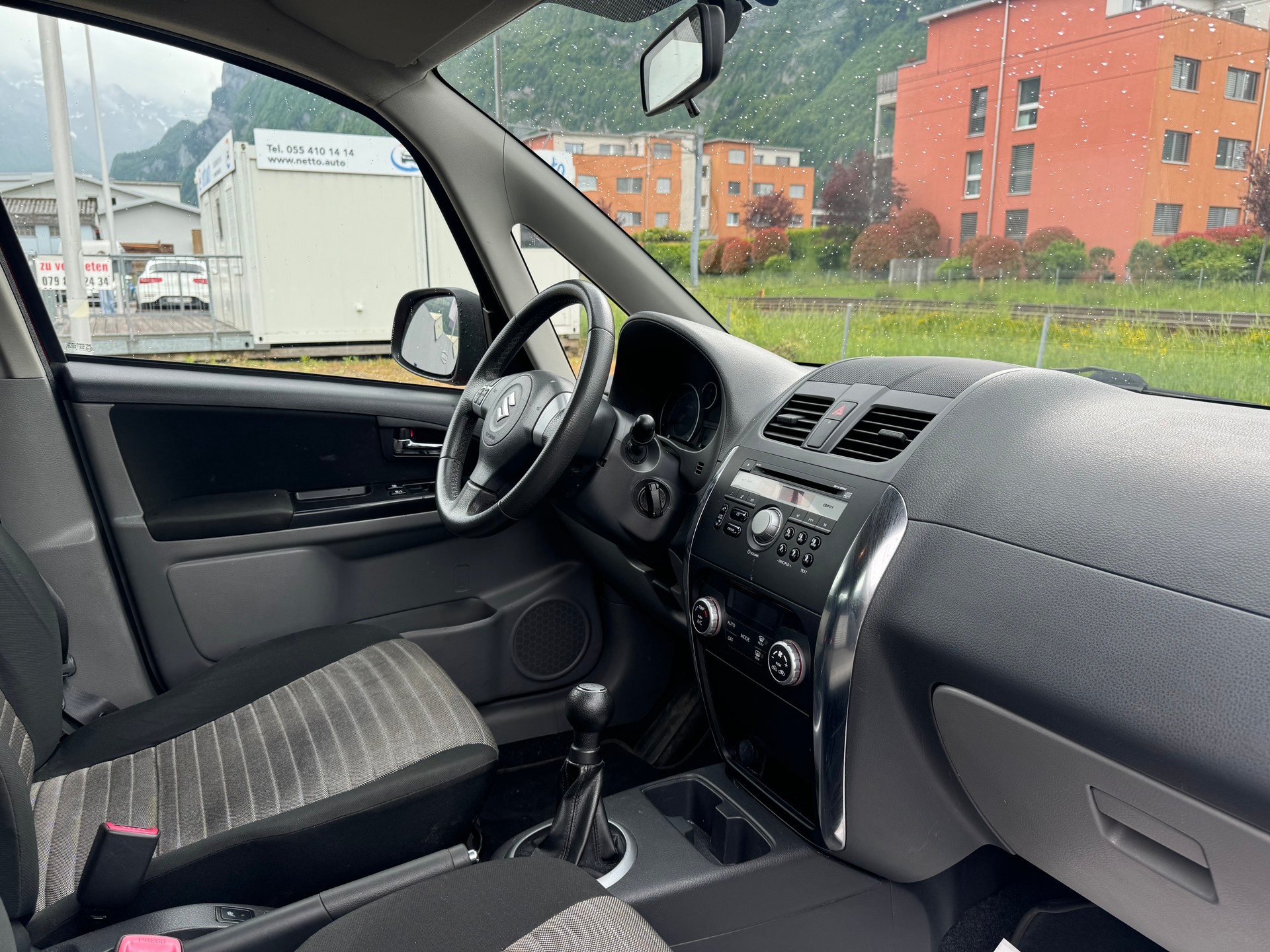 SUZUKI SX4 1.6 16V GL Top Barry 4WD-image-10