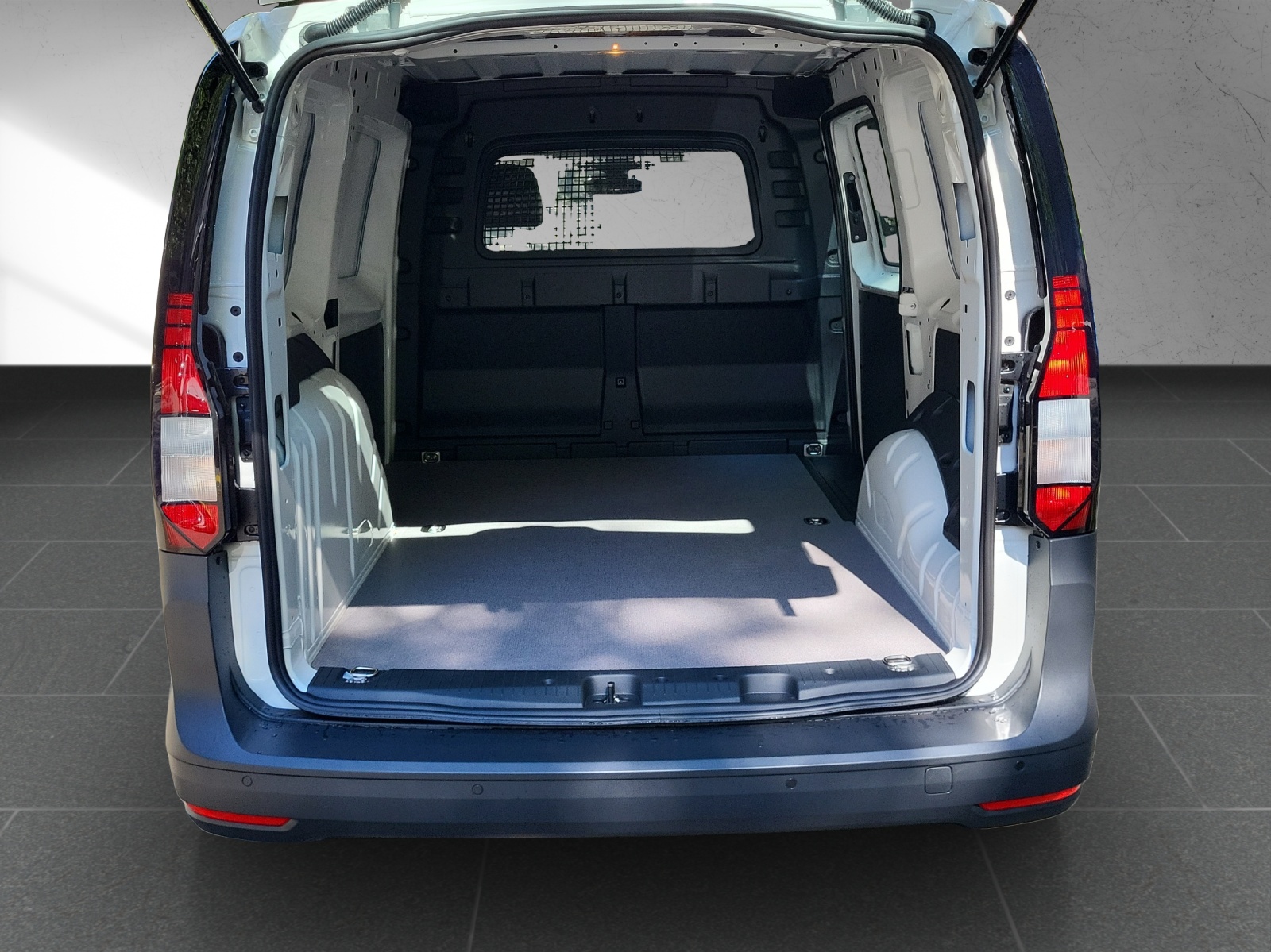 VW Caddy Cargo Entry Maxi 1.5TSI 116PS DSG-image-16