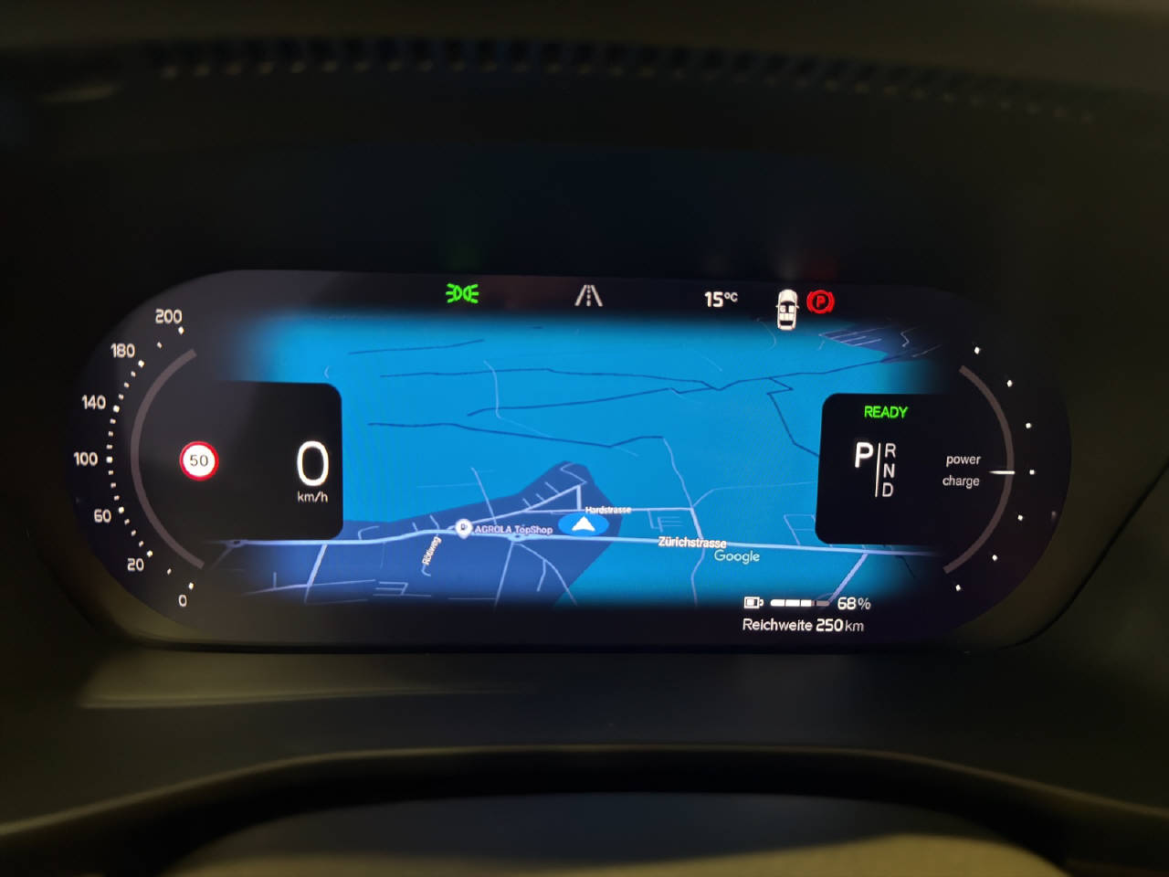 VOLVO C40 P8 Twin Recharge Ultimate AWD-image-7