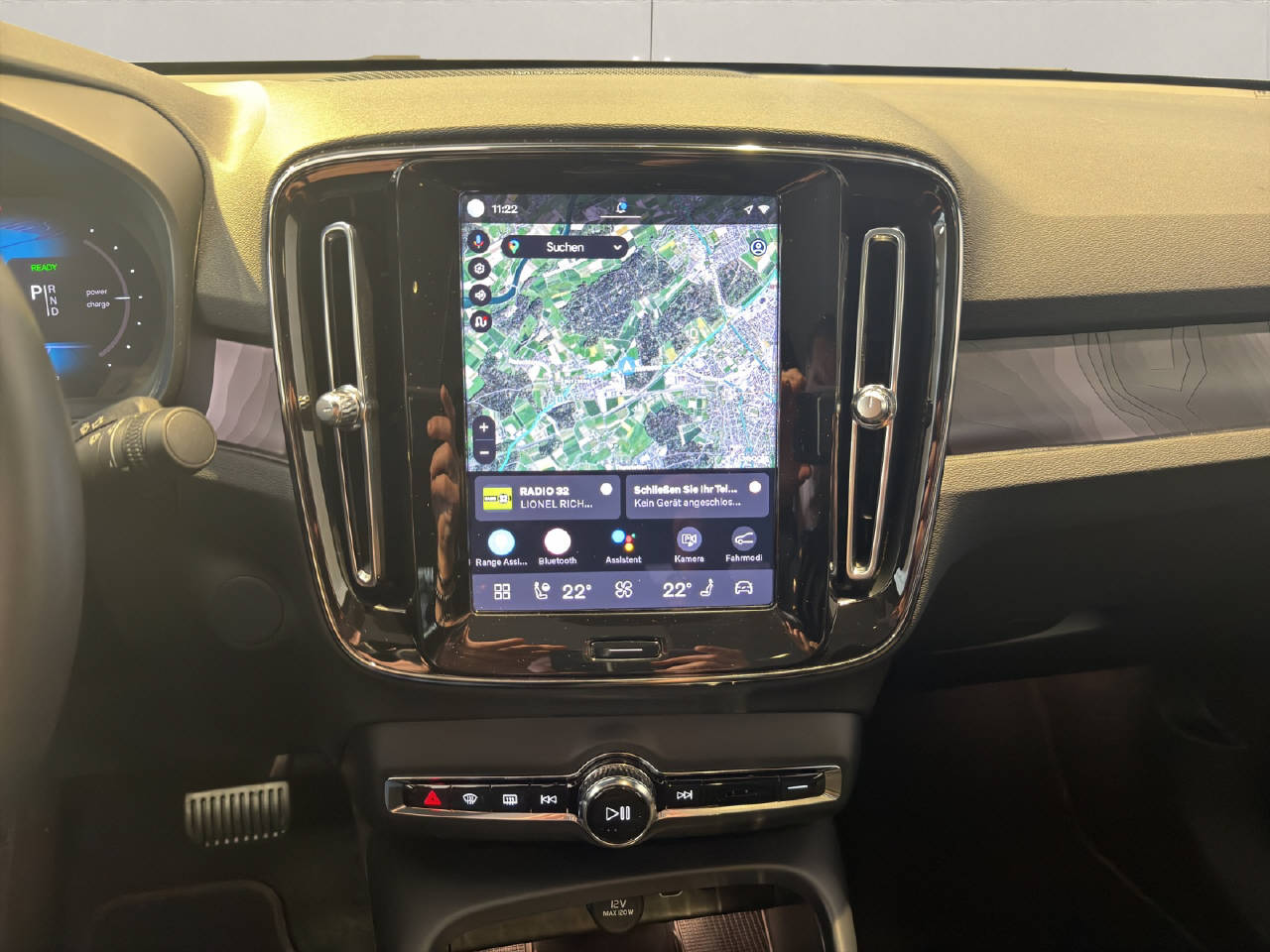 VOLVO C40 P8 Twin Recharge Ultimate AWD-image-9