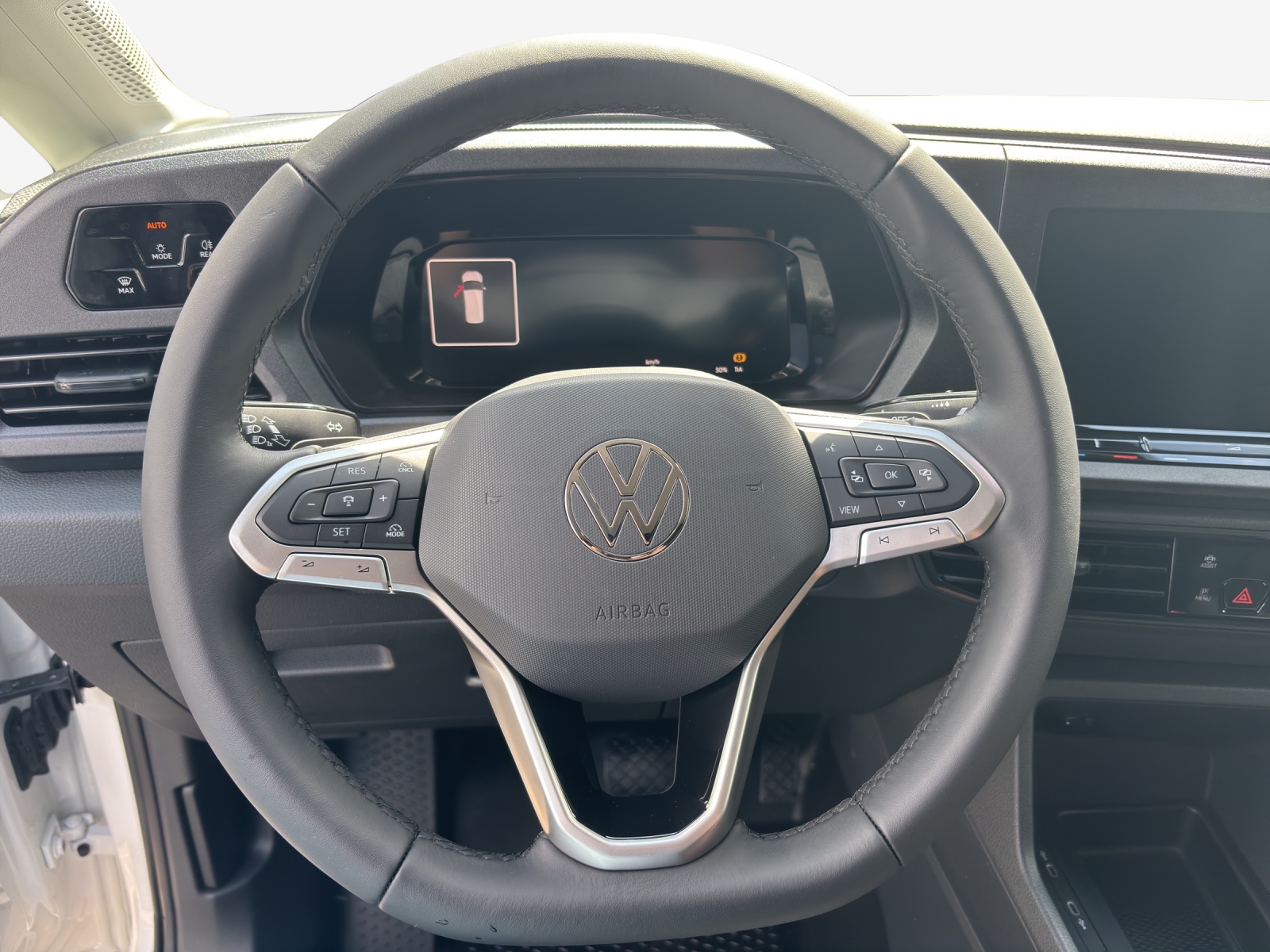 VW Caddy Cargo 1.5 TSI Entry-image-9