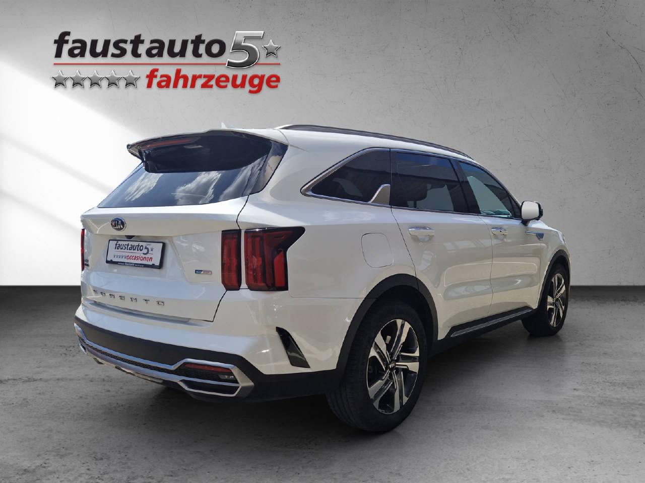 KIA Sorento 1.6 T-GDi Plug-in Hybrid-image-11