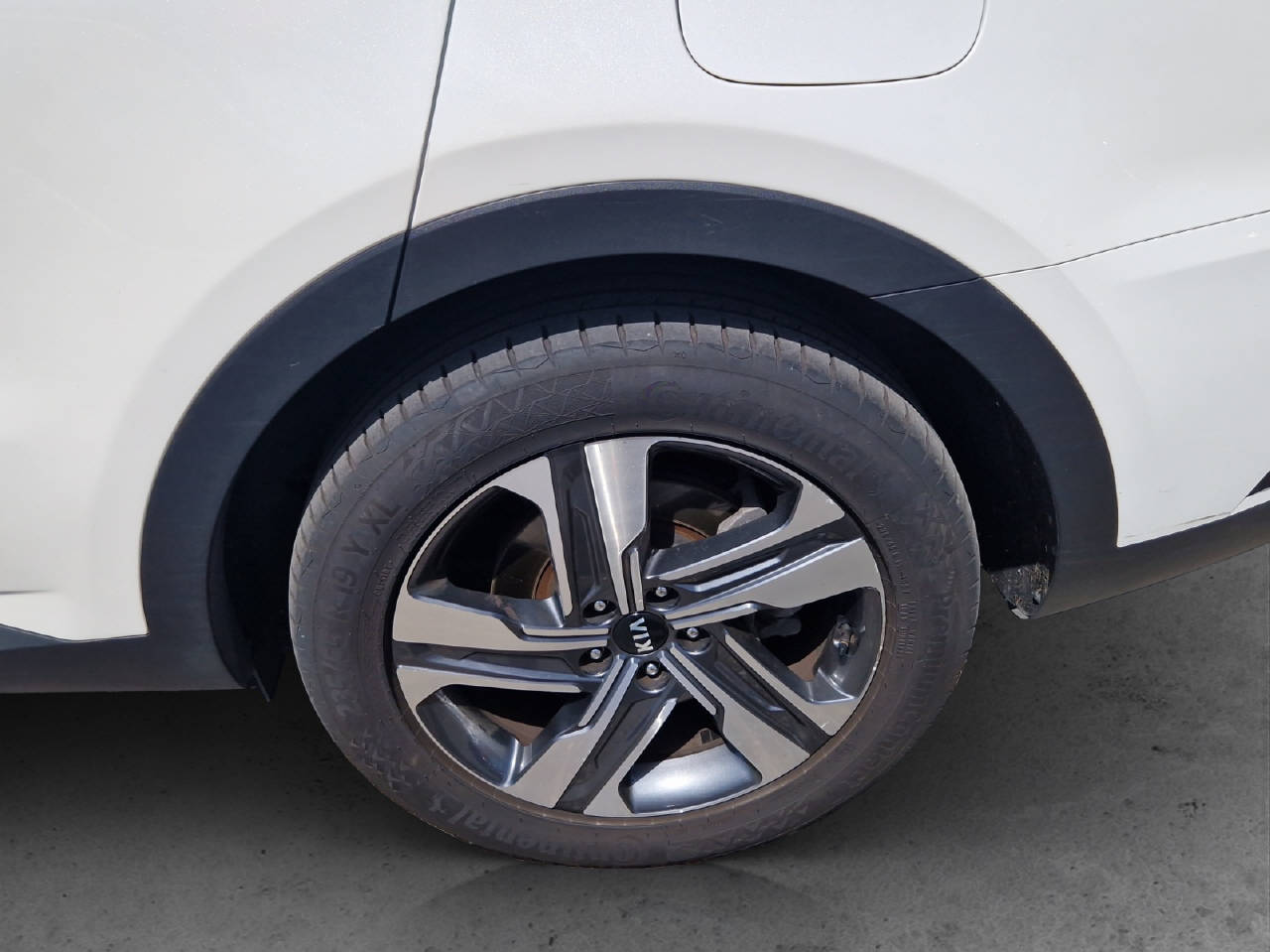 KIA Sorento 1.6 T-GDi Plug-in Hybrid-image-5