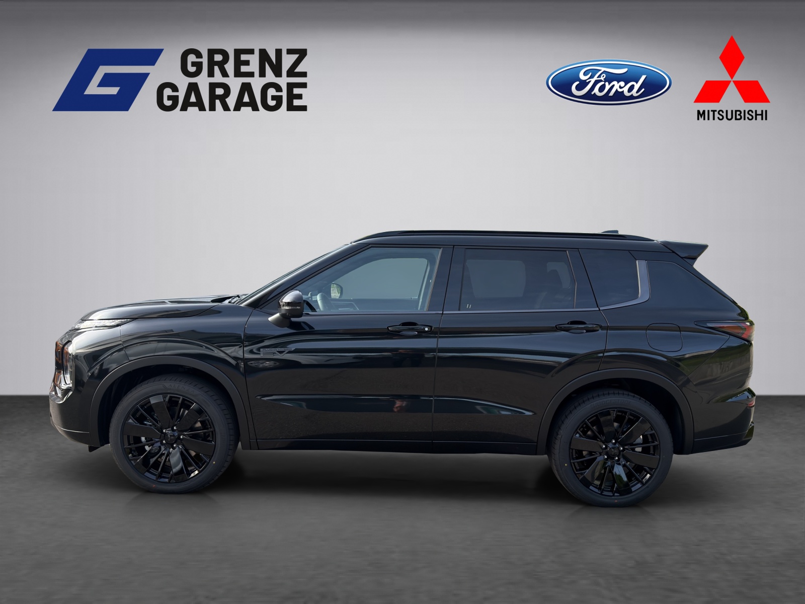 MITSUBISHI Outlander 2.4 PHEV Sport 4x4-showroom-element-1
