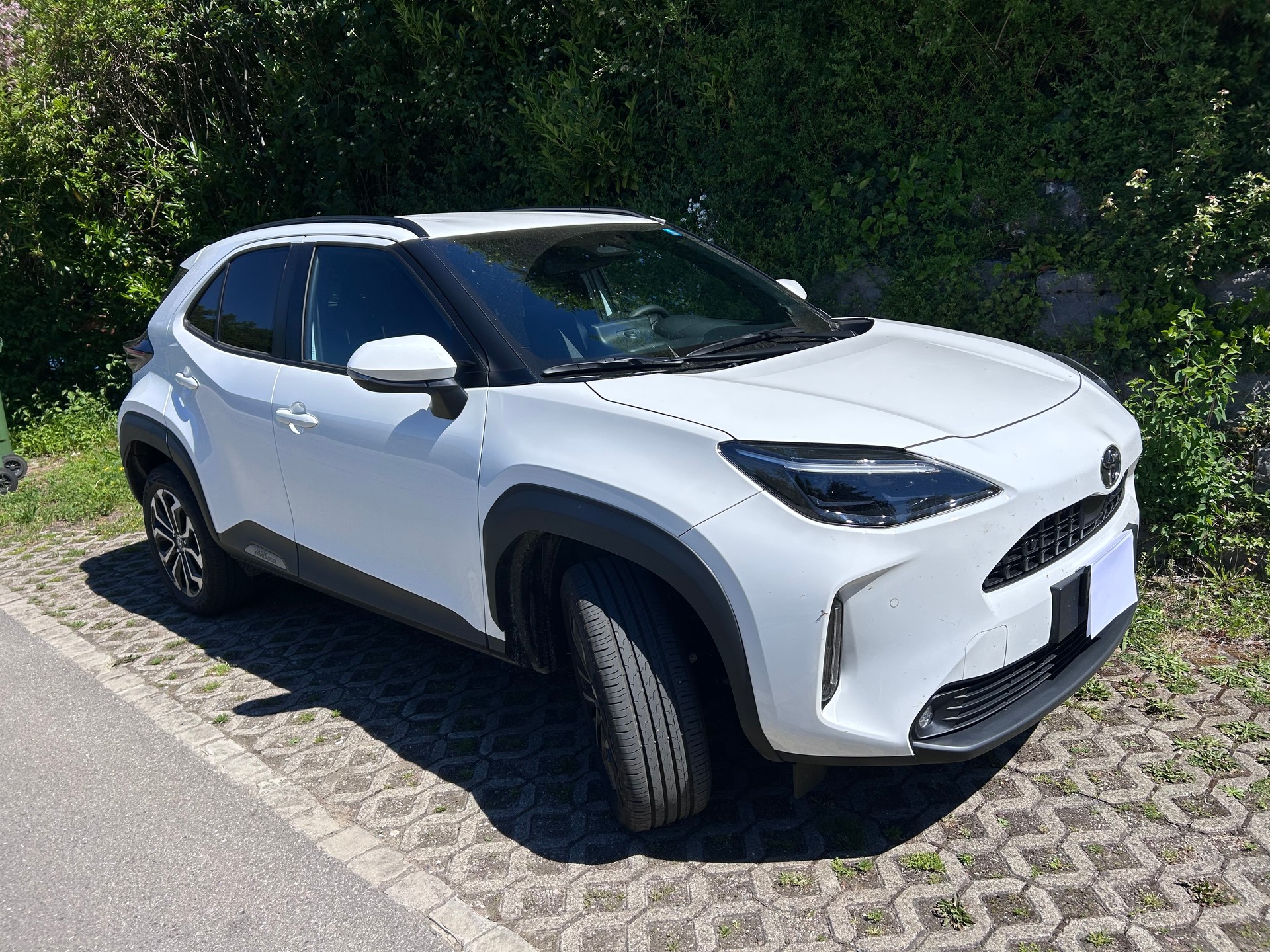 TOYOTA Yaris Cross AWD-i Hybrid 130 PS-image-3