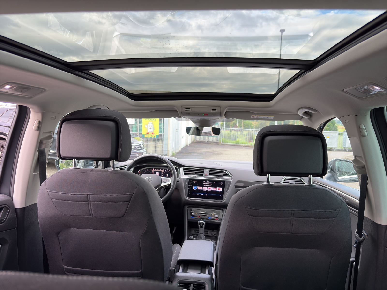 VW Tiguan 2.0 TSI Elegance DSG-image-8
