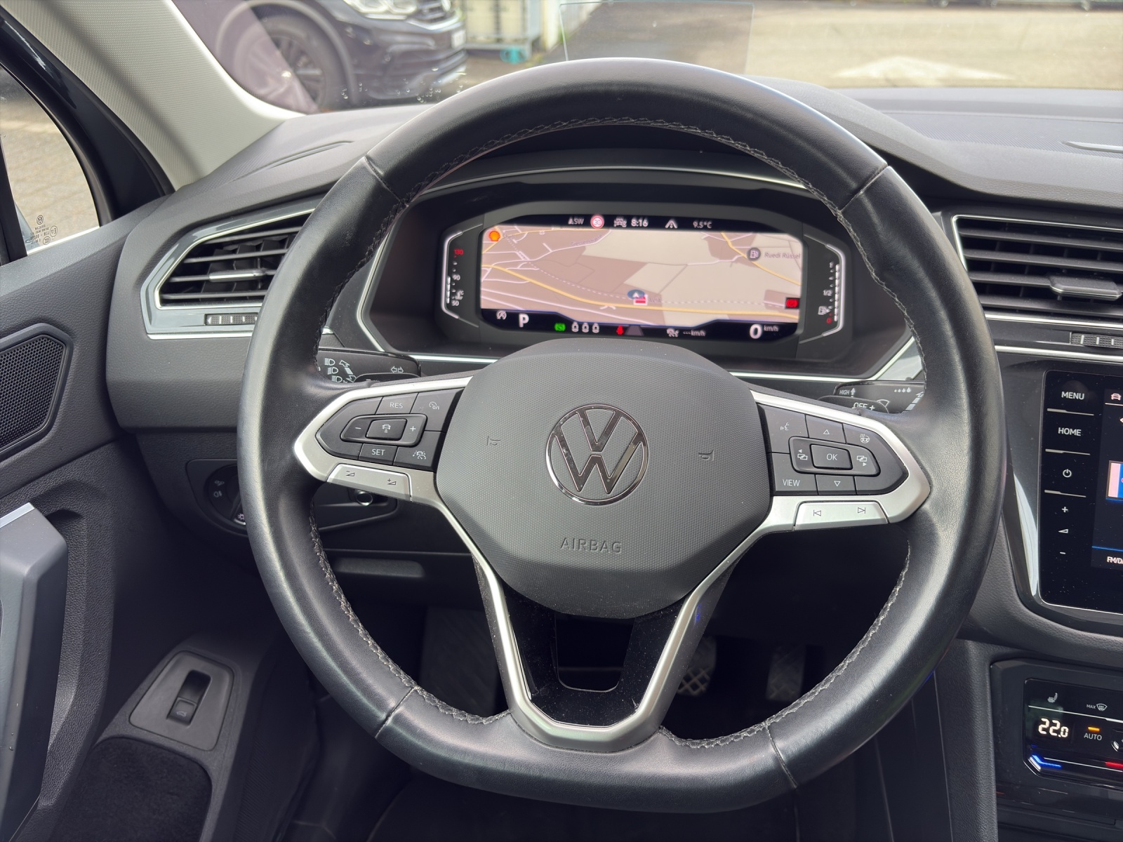 VW Tiguan 2.0 TSI Elegance DSG-image-11