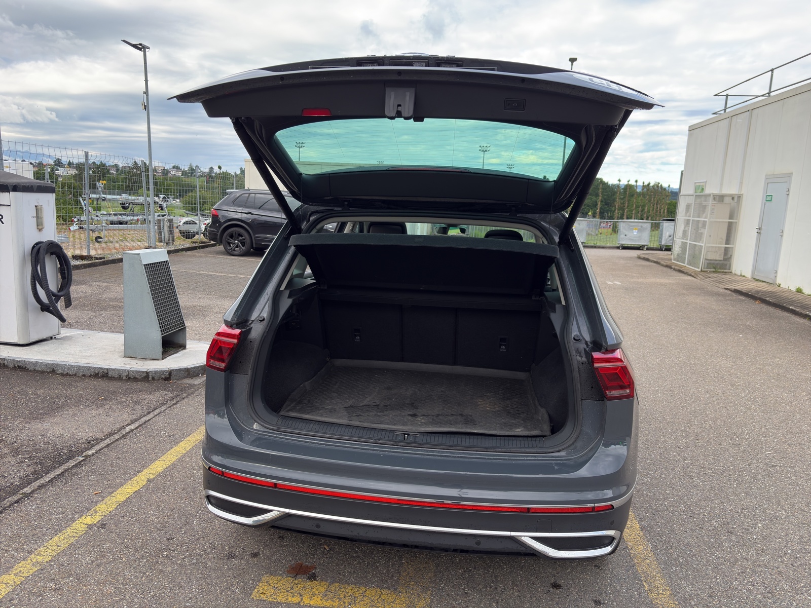 VW Tiguan 2.0 TSI Elegance DSG-image-17