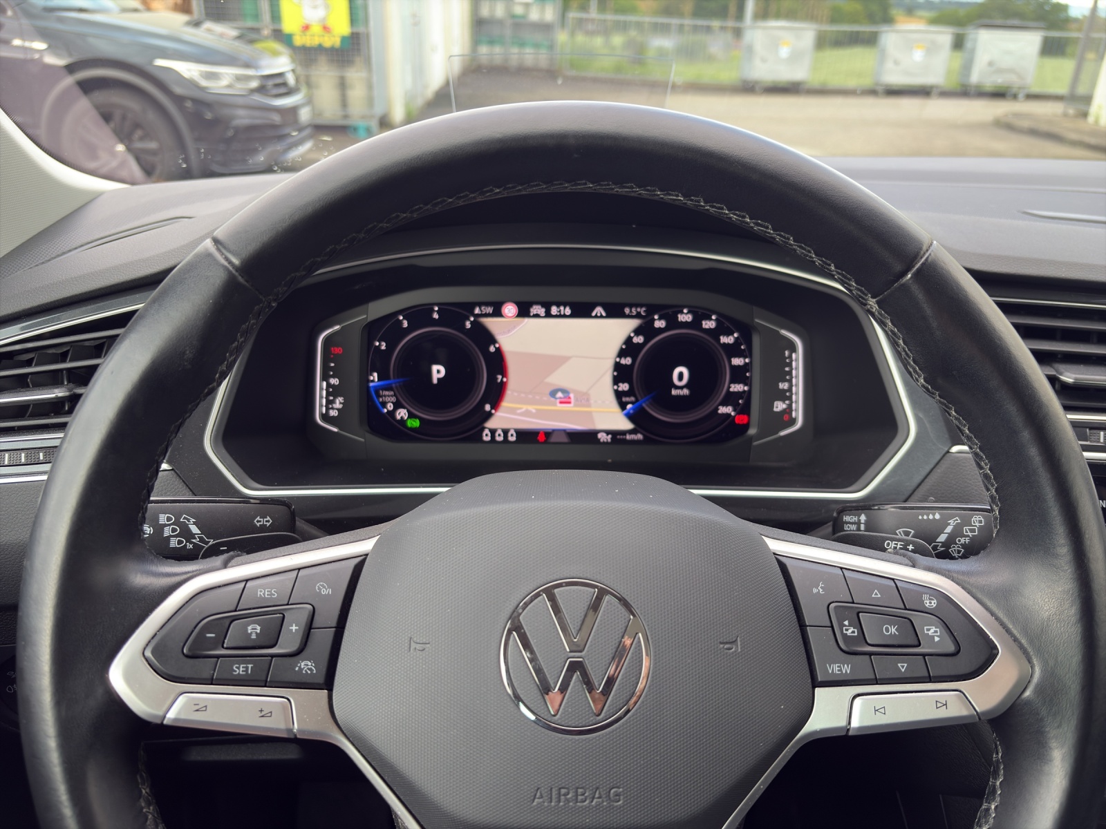 VW Tiguan 2.0 TSI Elegance DSG-image-12