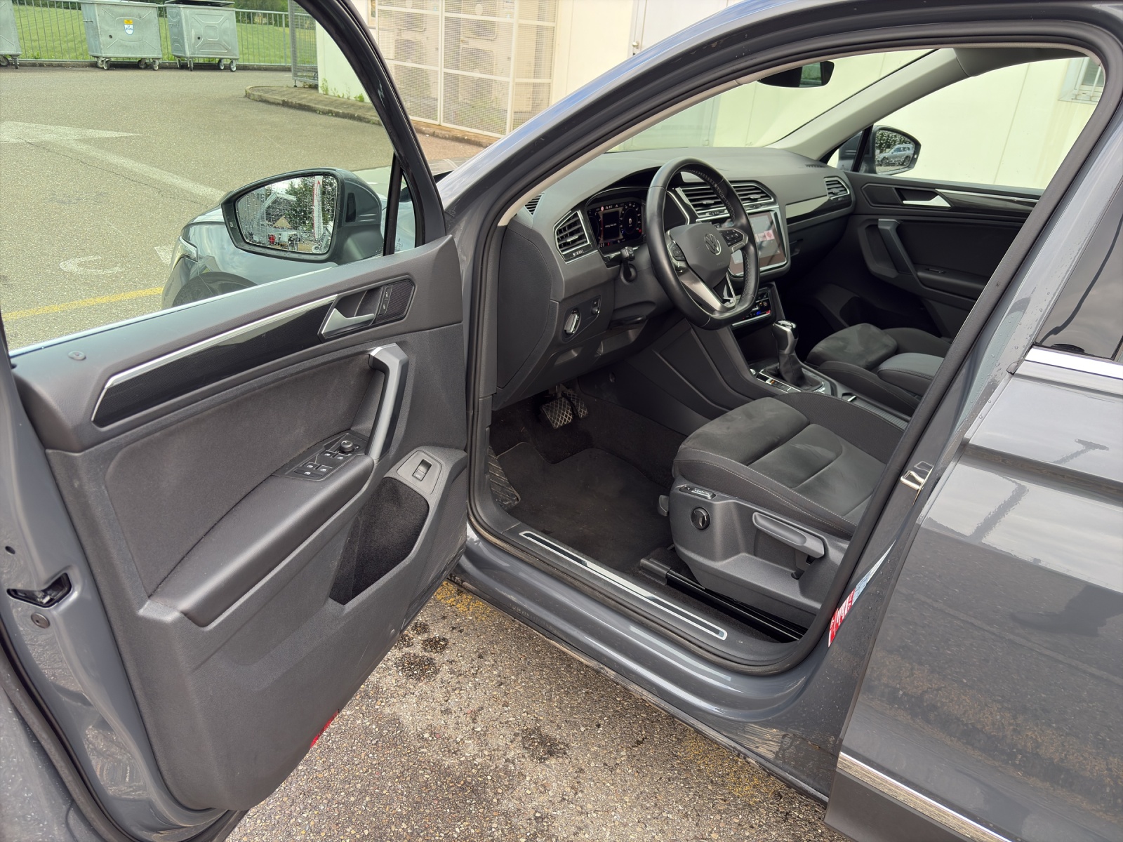 VW Tiguan 2.0 TSI Elegance DSG-image-4
