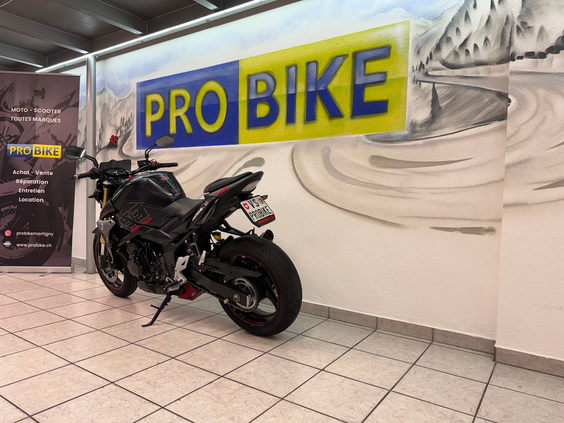 SUZUKI Freegun-showroom-element-3