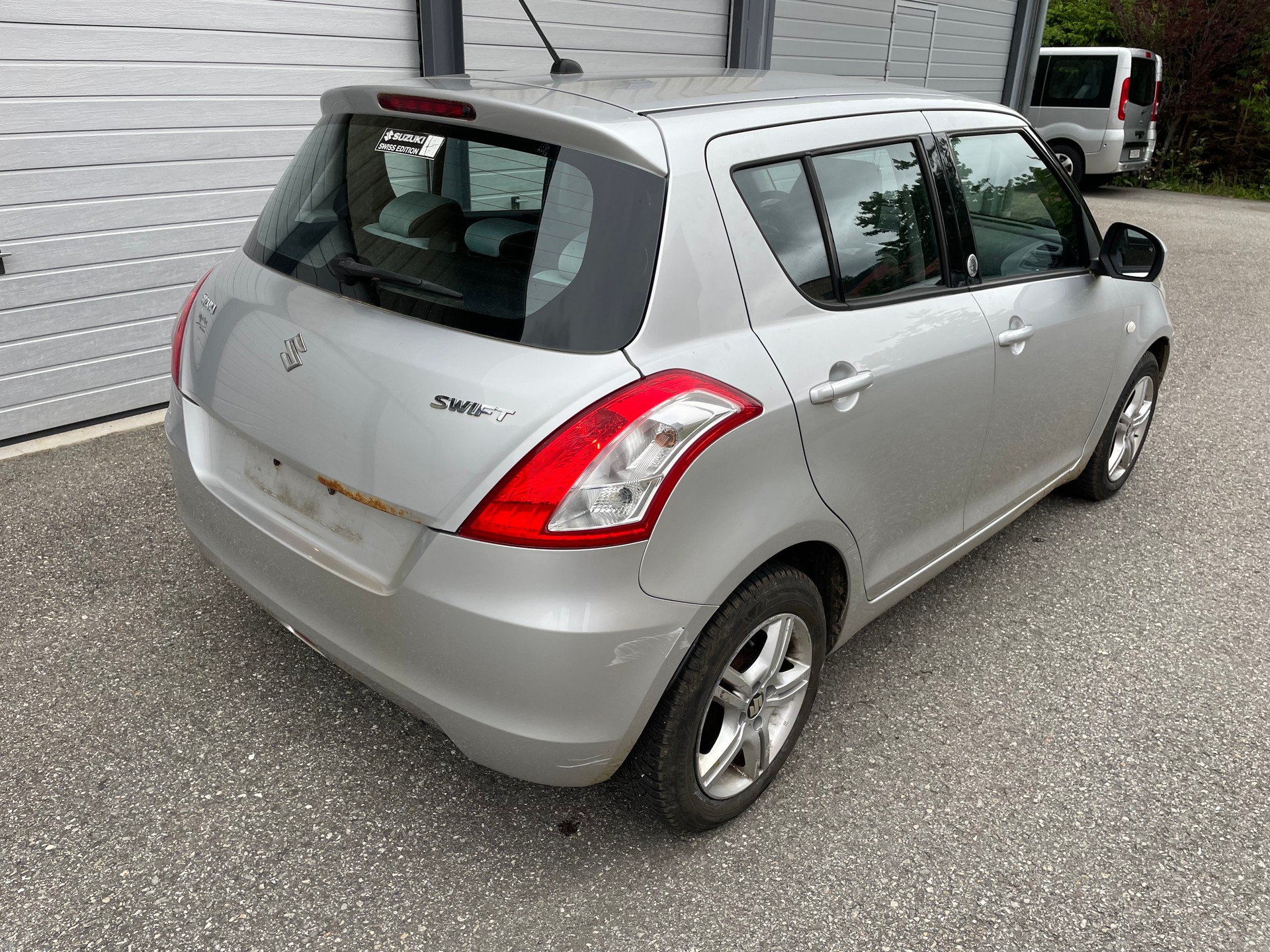 SUZUKI Swift 1.2i 16V GL-image-6