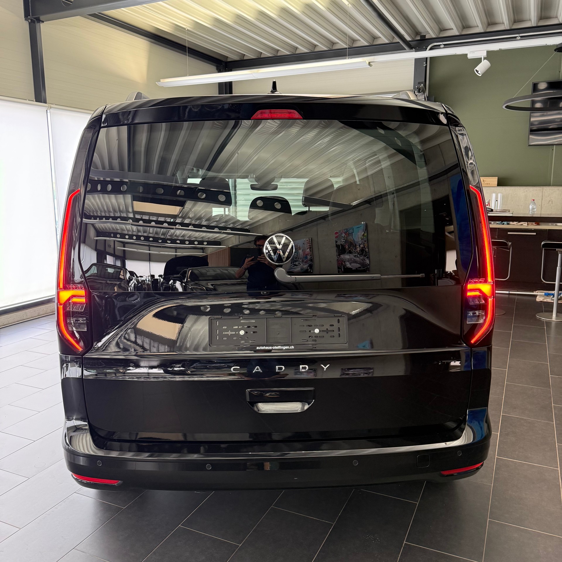VW Caddy 1.5 TSI Liberty-image-16