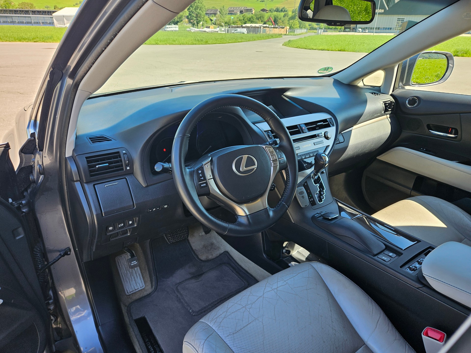 LEXUS 450h Comfort-image-3