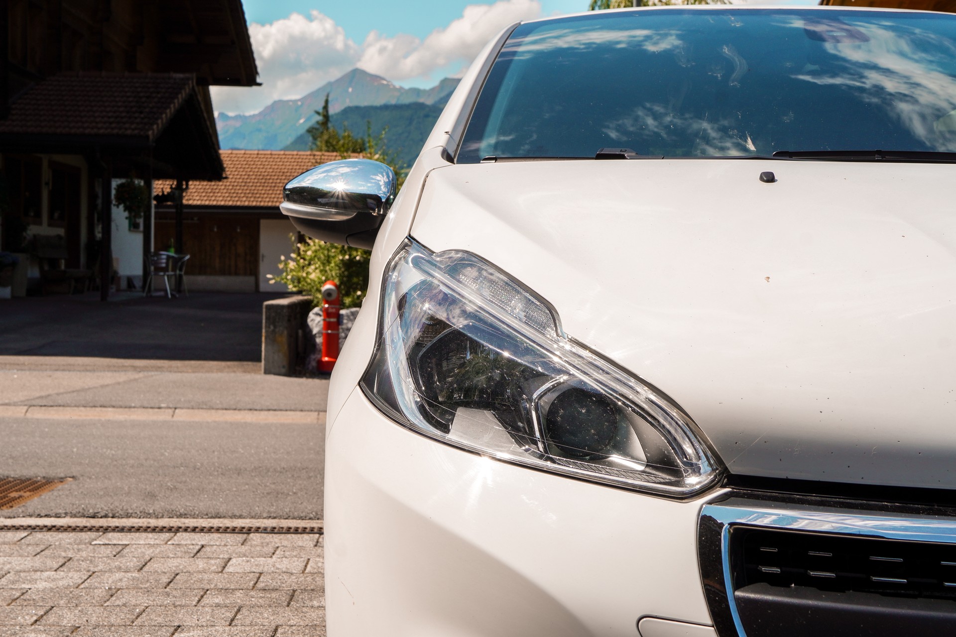 PEUGEOT 1.2 PureTech Signature S/S-image-4