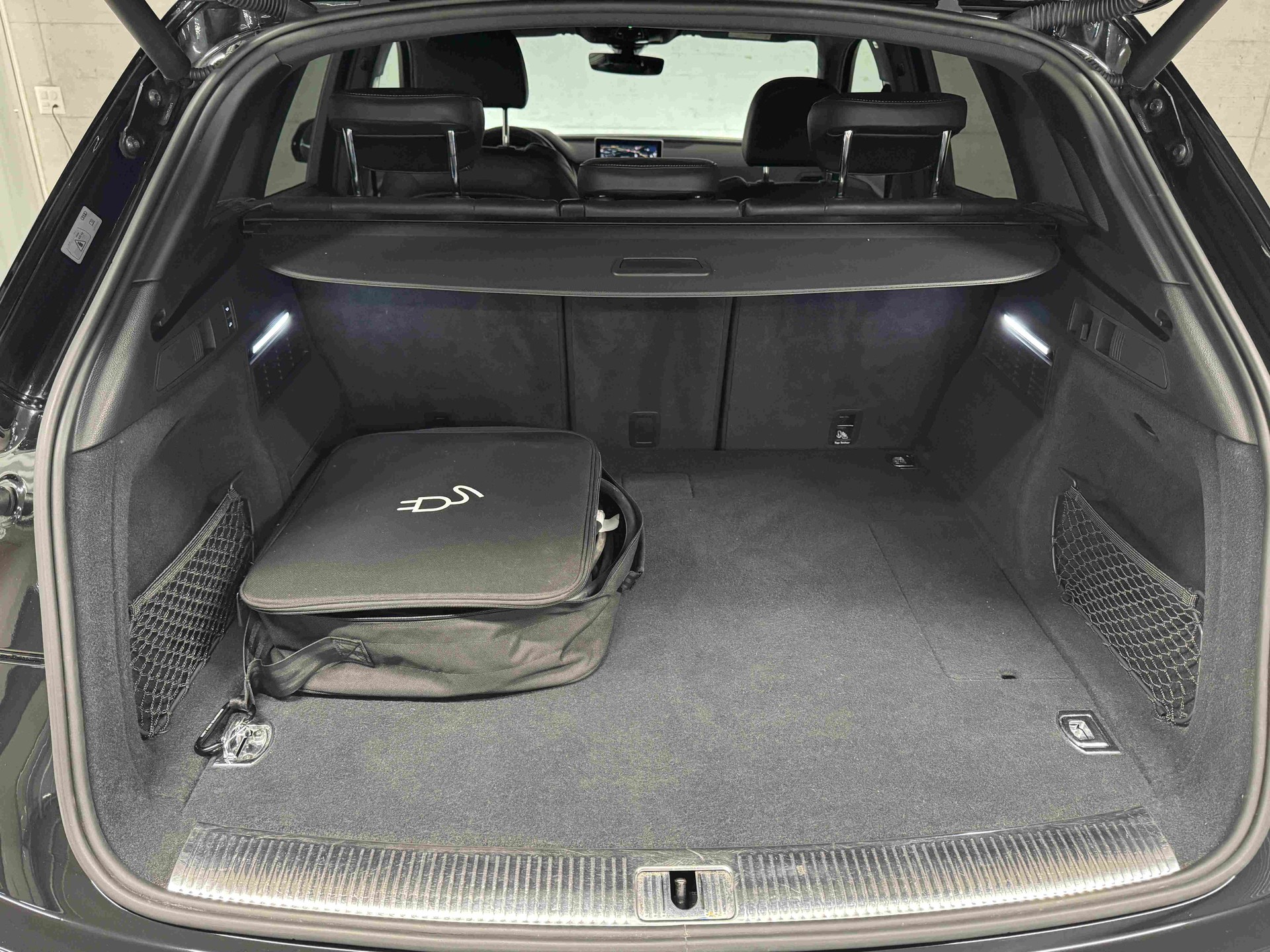 AUDI Q5 55 TFSI e sport quattro-image-15