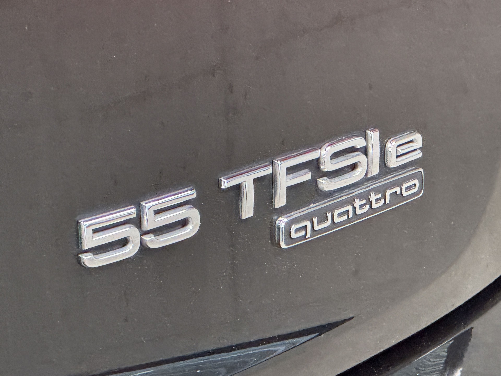 AUDI Q5 55 TFSI e sport quattro-image-6