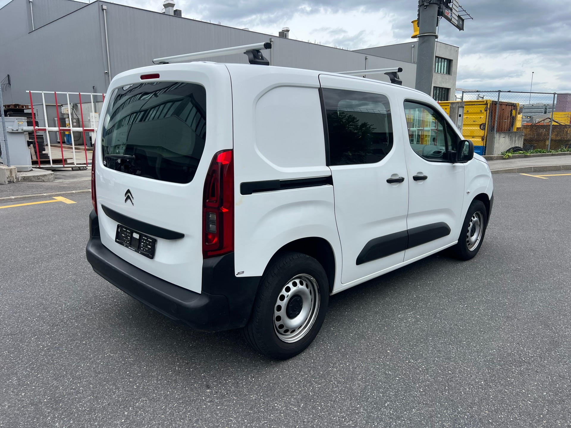 CITROEN Berlingo Van 1.5 Blue HDi 130 s/s Worker 1000kg-image-5