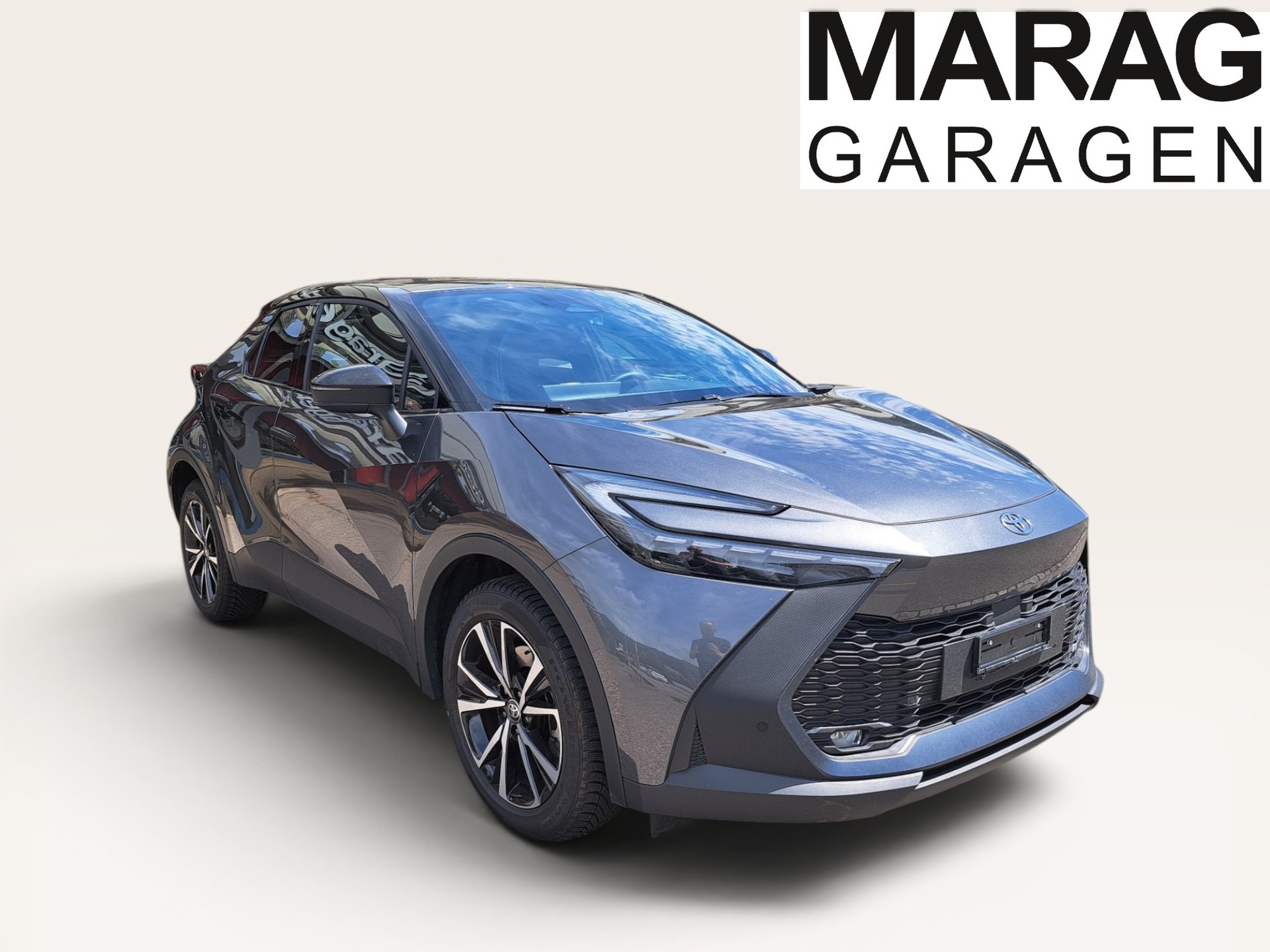 TOYOTA C-HR 2.0 PHEV CVT Swiss Edition-image-2