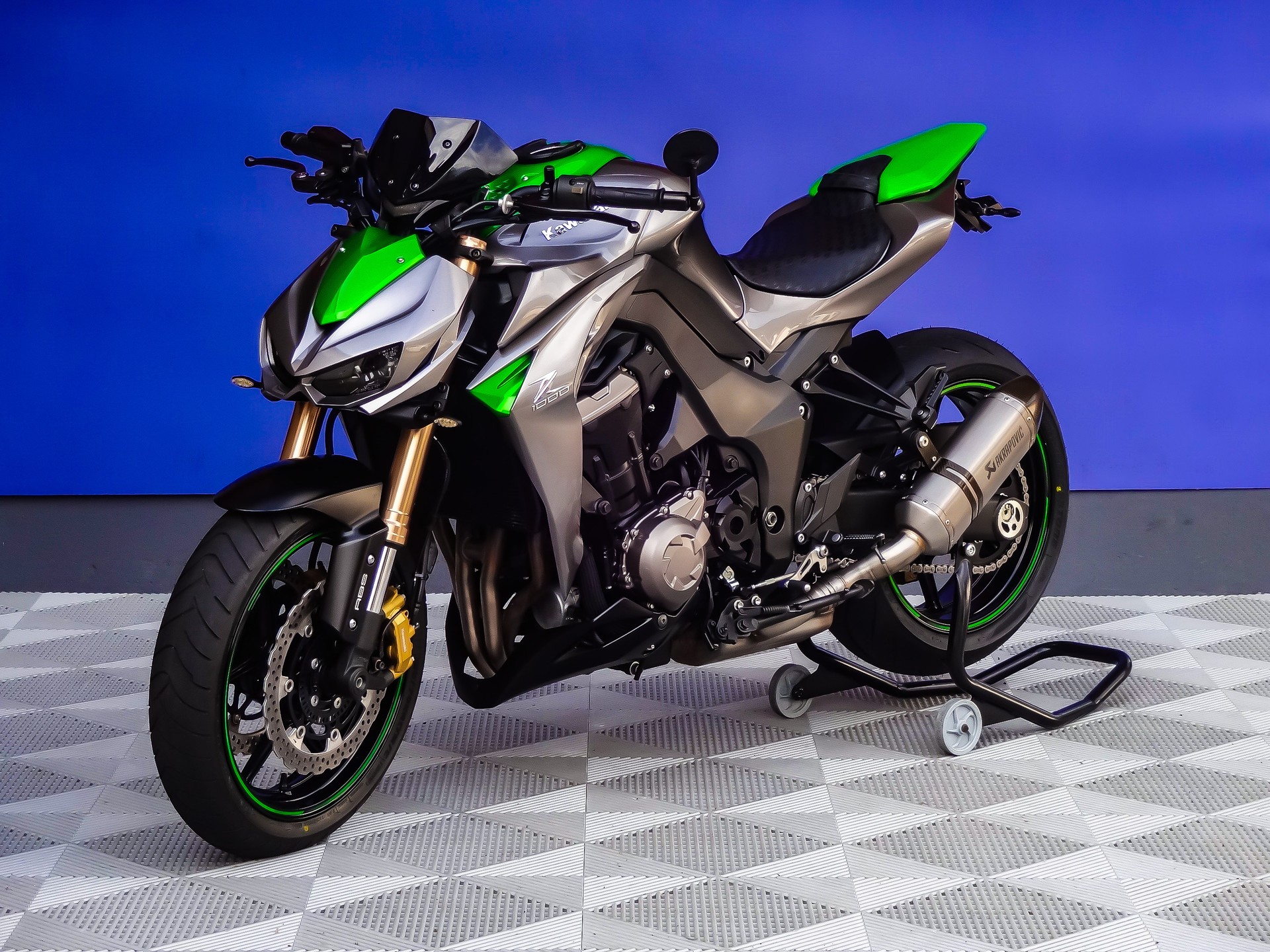KAWASAKI Z 1000 ABS-showroom-element-3