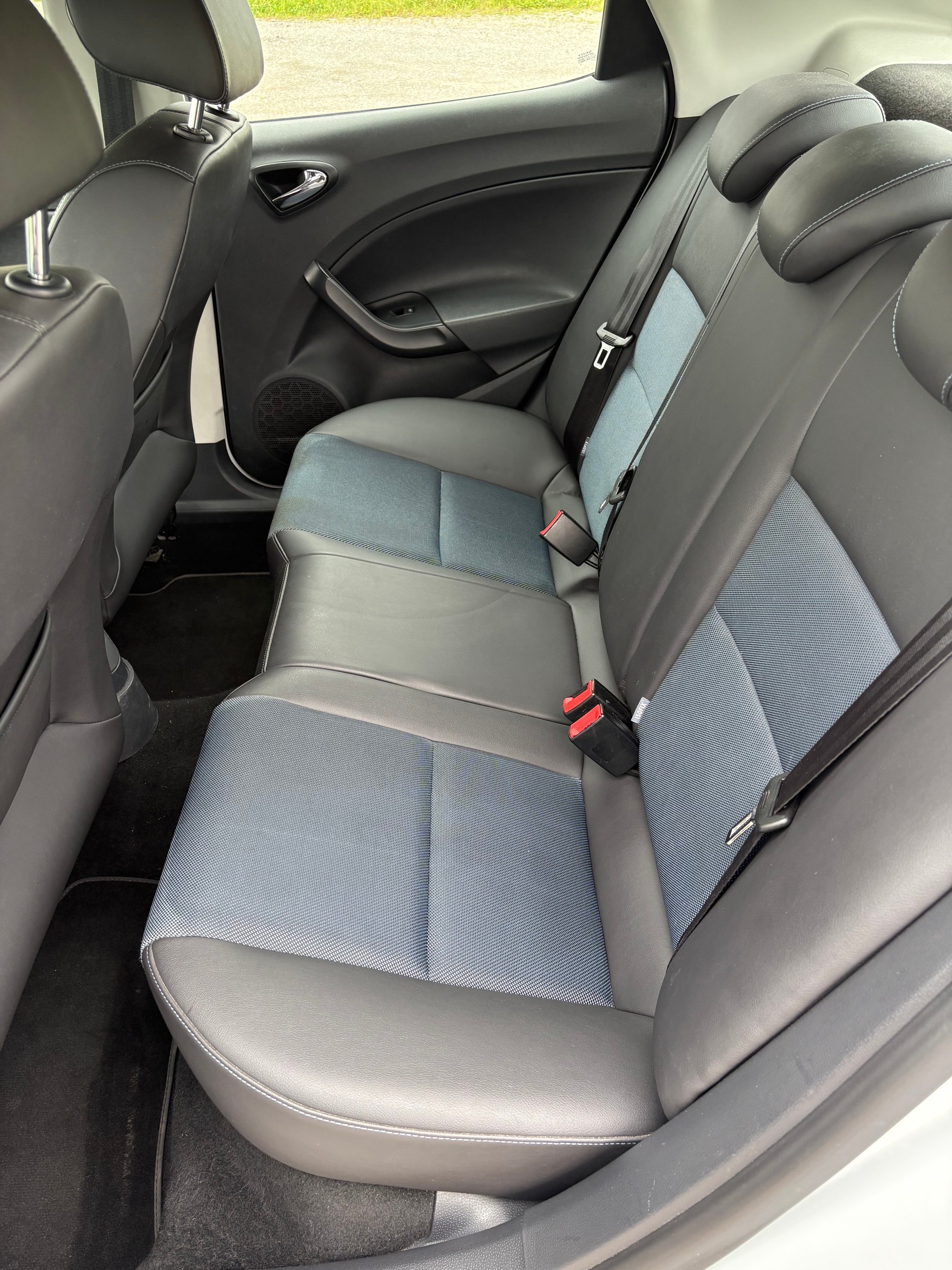 SEAT Ibiza 1.0 EcoTSI Style Connect-image-9