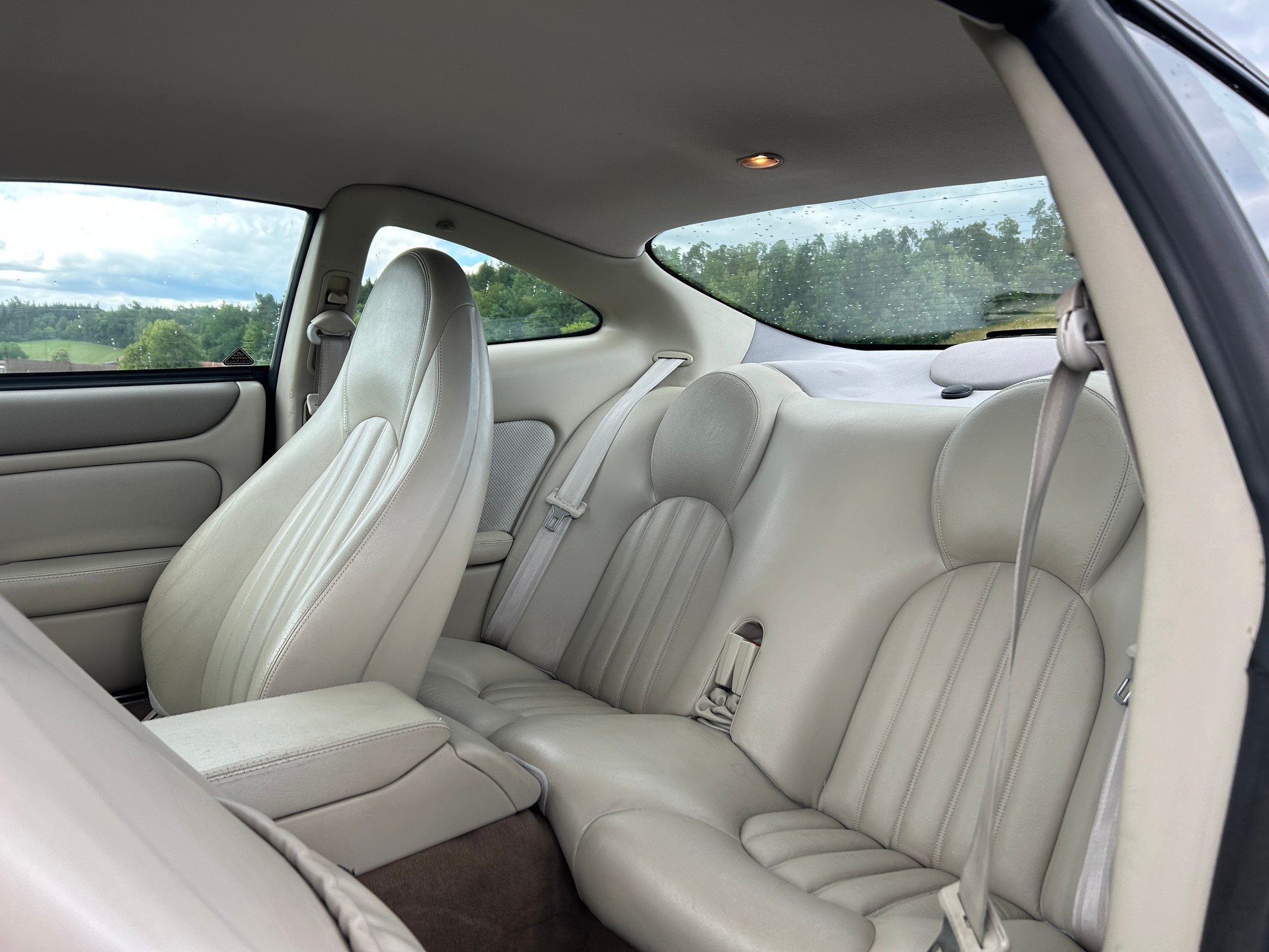 JAGUAR XKR S/C-image-8