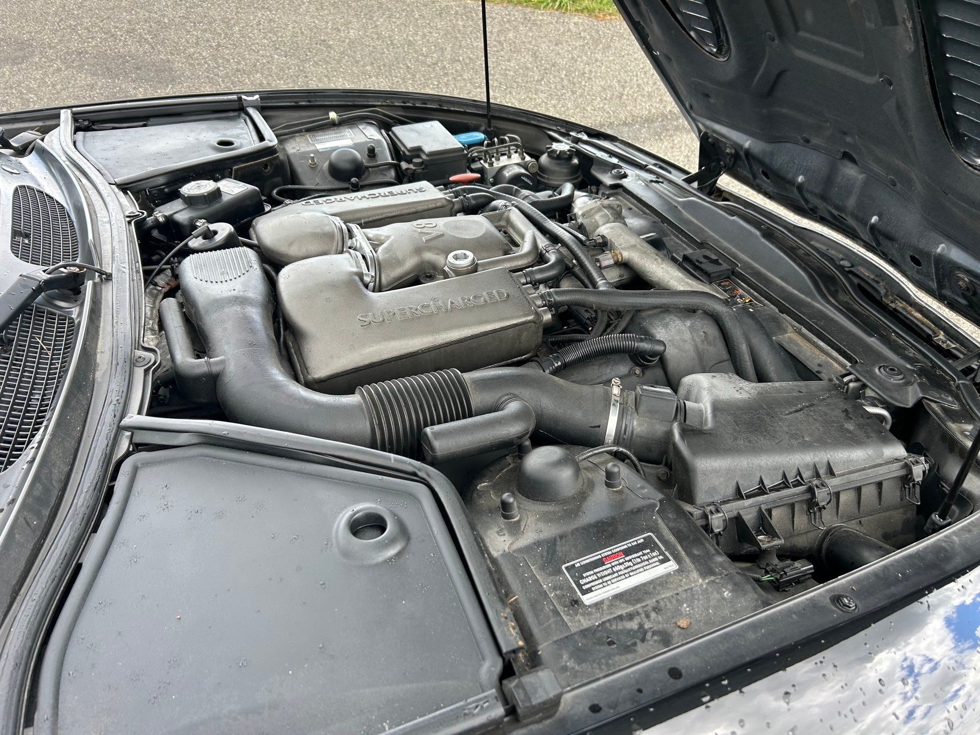 JAGUAR XKR S/C-image-13