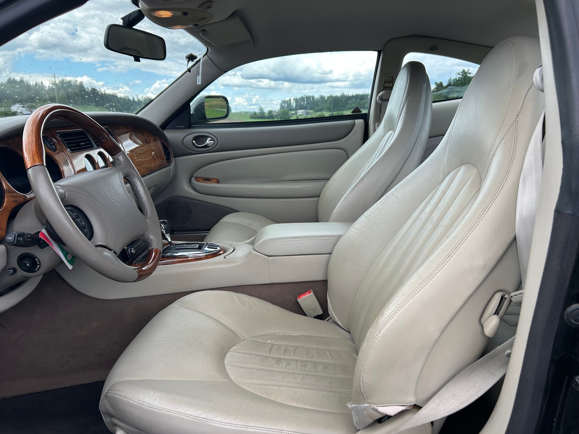 JAGUAR XKR S/C-image-6