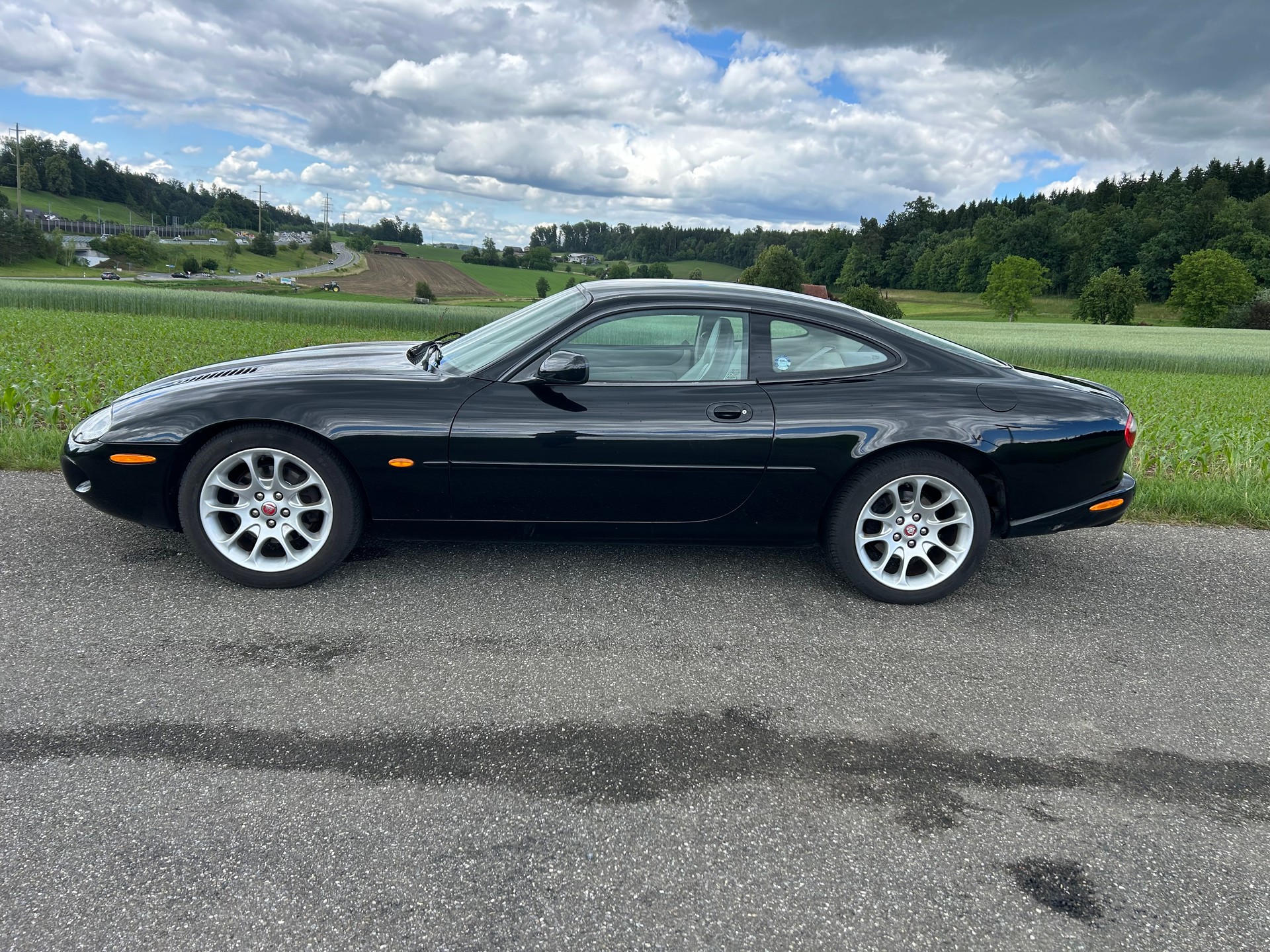 JAGUAR XKR S/C-image-1
