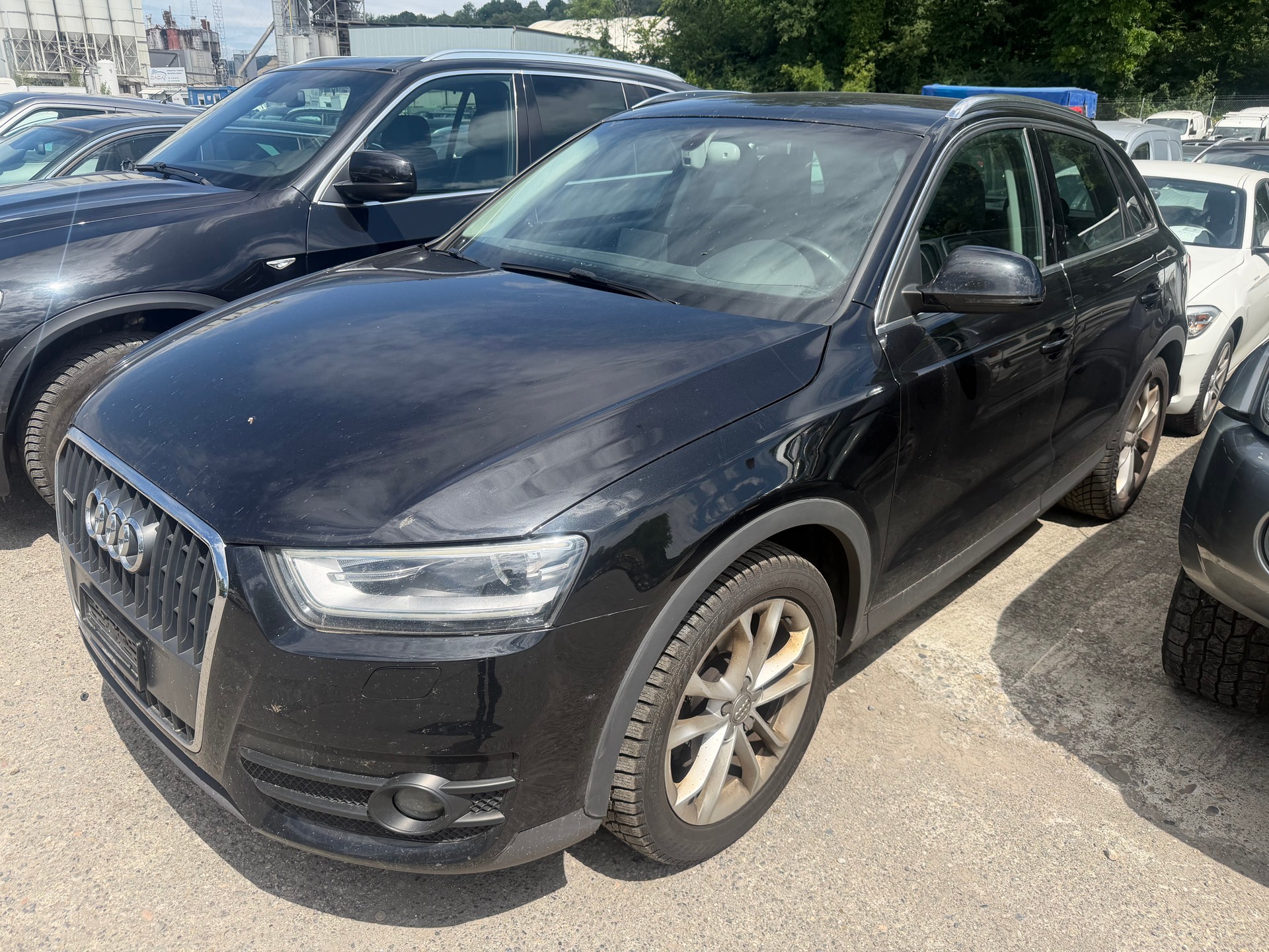 AUDI Q3 2.0 TFSI quattro S-tronic-image-0