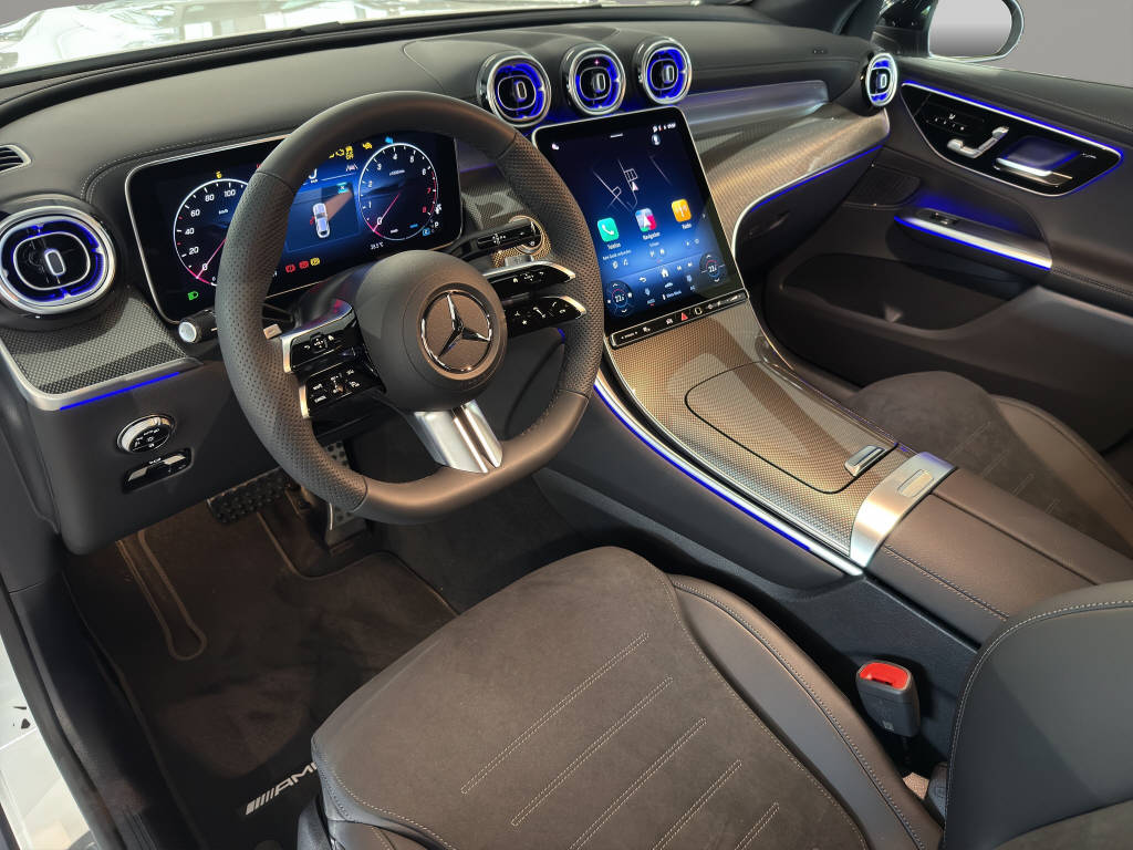 MERCEDES-BENZ GLC 200 AMG Line 4matic Coupé-image-7