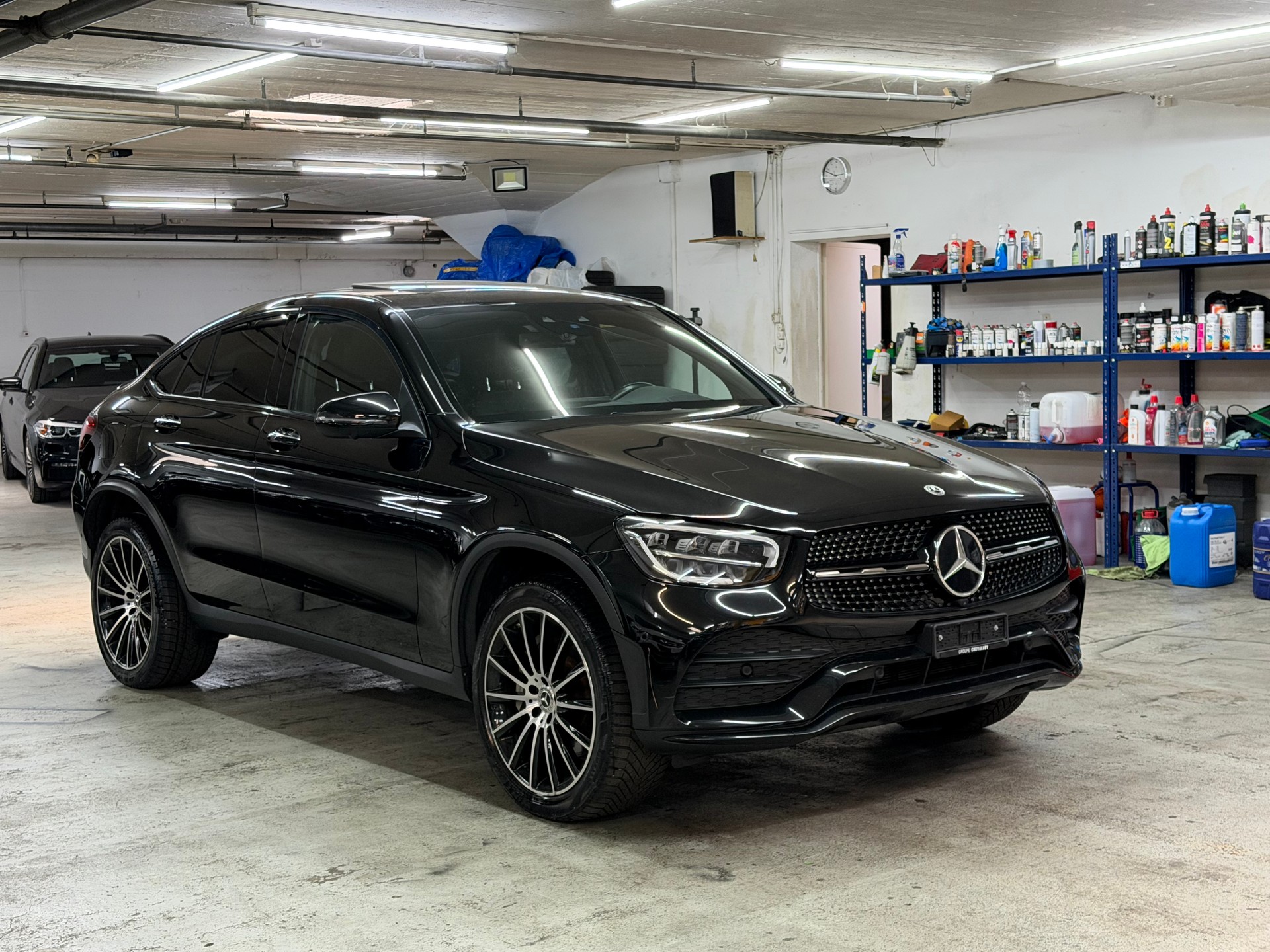 MERCEDES-BENZ GLC Coupé 300 e AMG Line 9G-Tronic-image-2