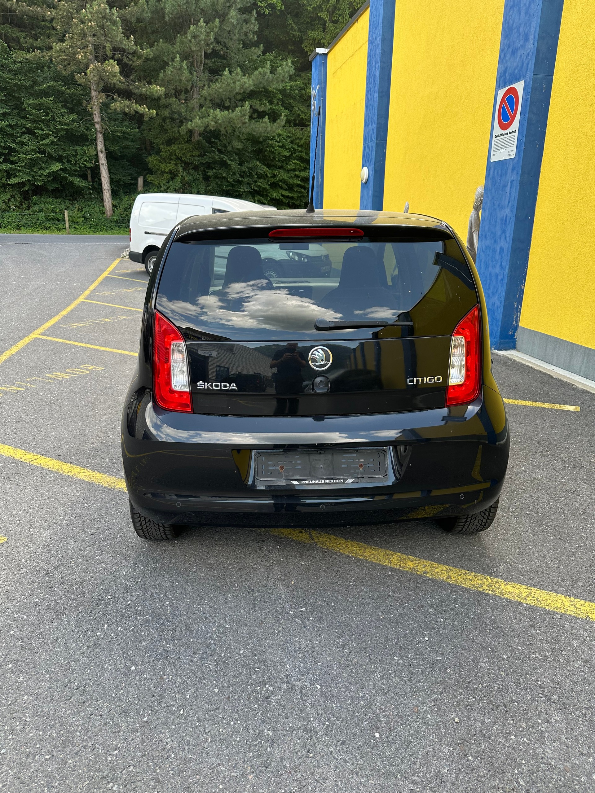 SKODA Citigo 1.0 Active ASG-image-3