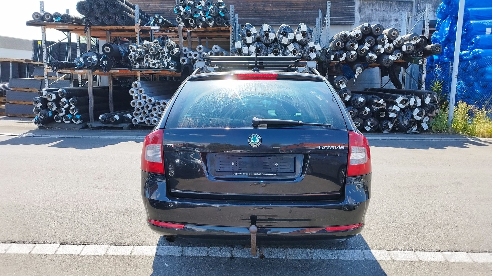 SKODA Octavia Combi 2.0 TDI Elegance DSG-image-6