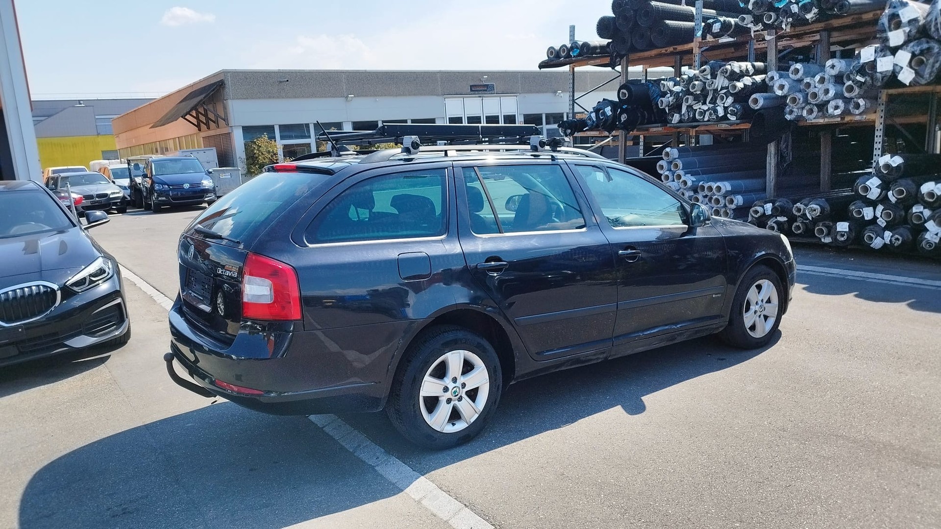 SKODA Octavia Combi 2.0 TDI Elegance DSG-image-5