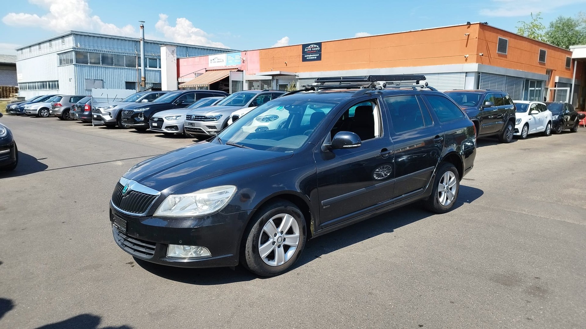SKODA Octavia Combi 2.0 TDI Elegance DSG-image-0
