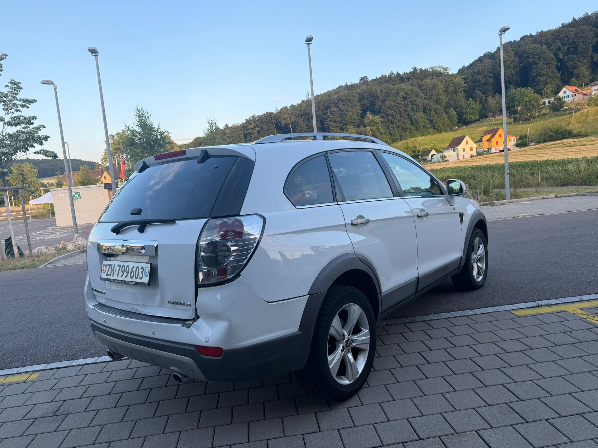 CHEVROLET Captiva 2.0 VCDi 100 Edition 4WD Automatic-image-9