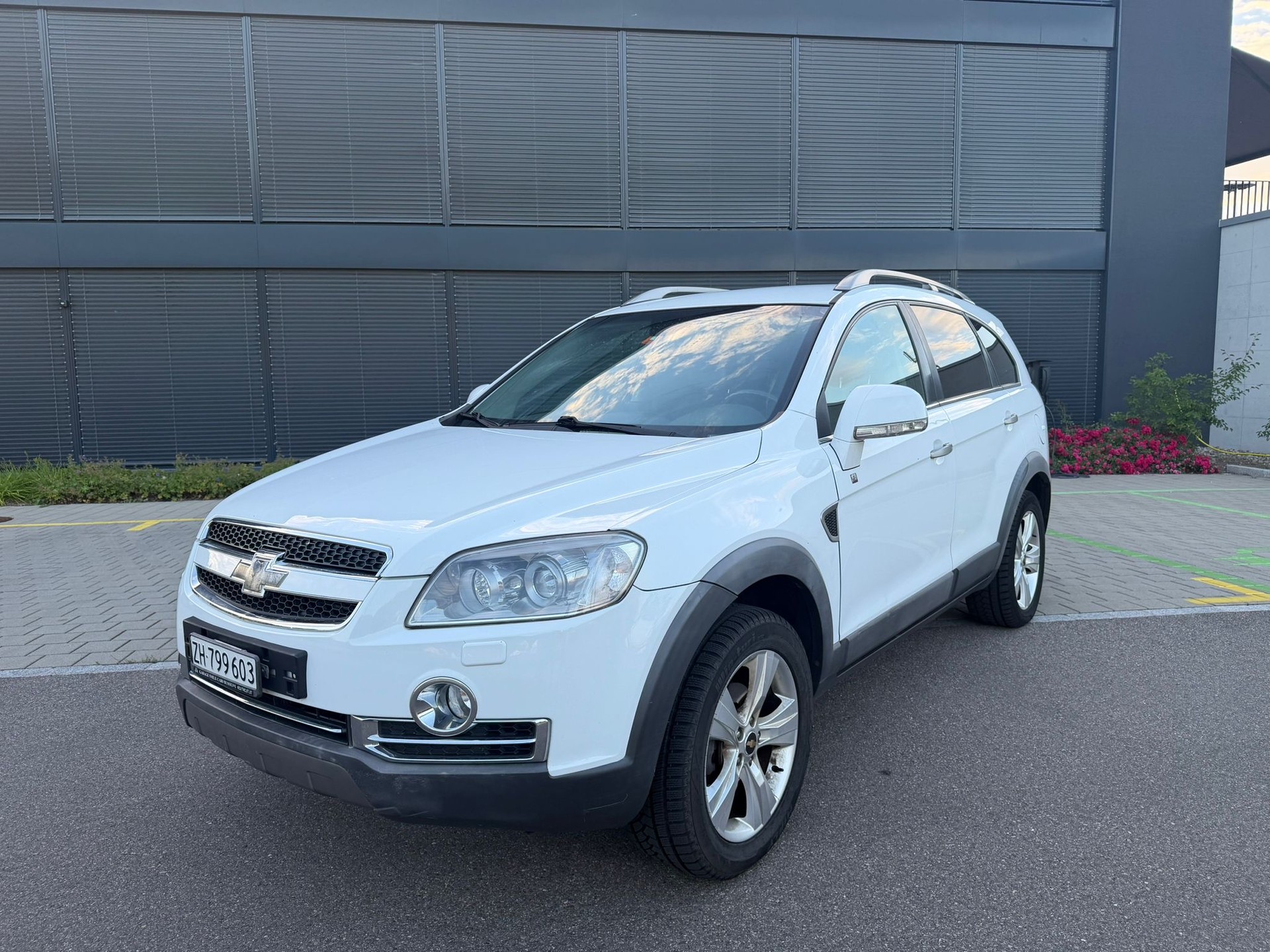 CHEVROLET Captiva 2.0 VCDi 100 Edition 4WD Automatic-image-0