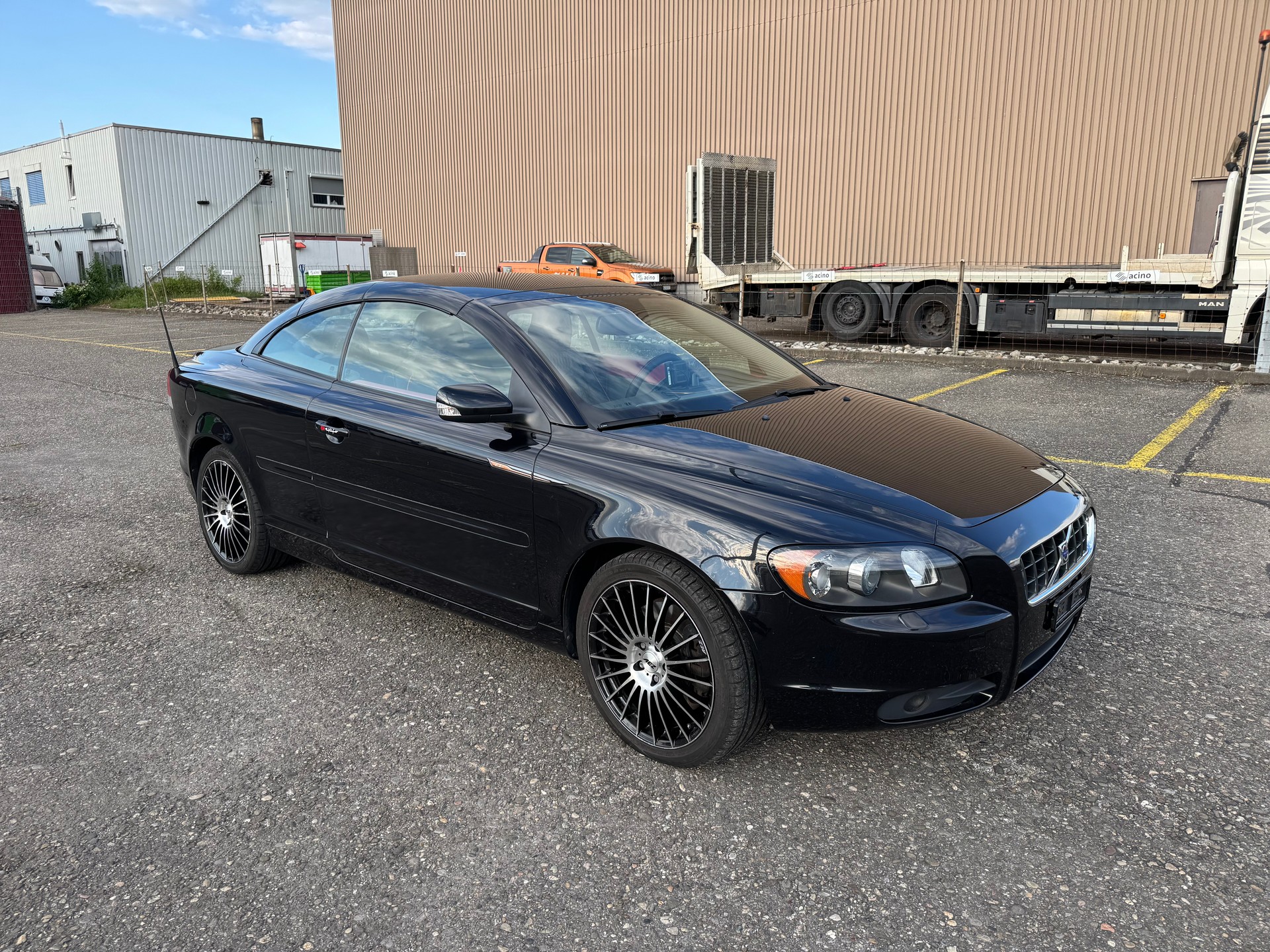 VOLVO C70 T5 Summum-image-7