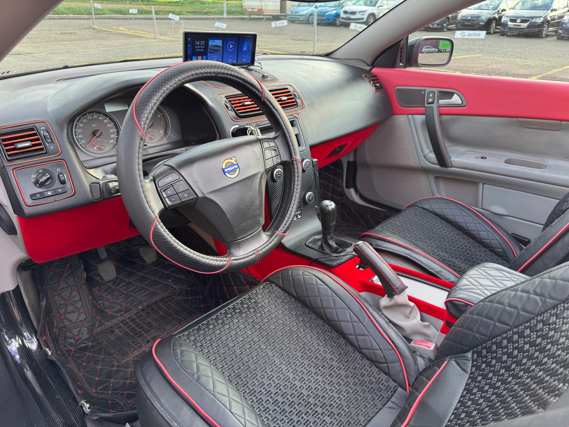 VOLVO C70 T5 Summum-image-13