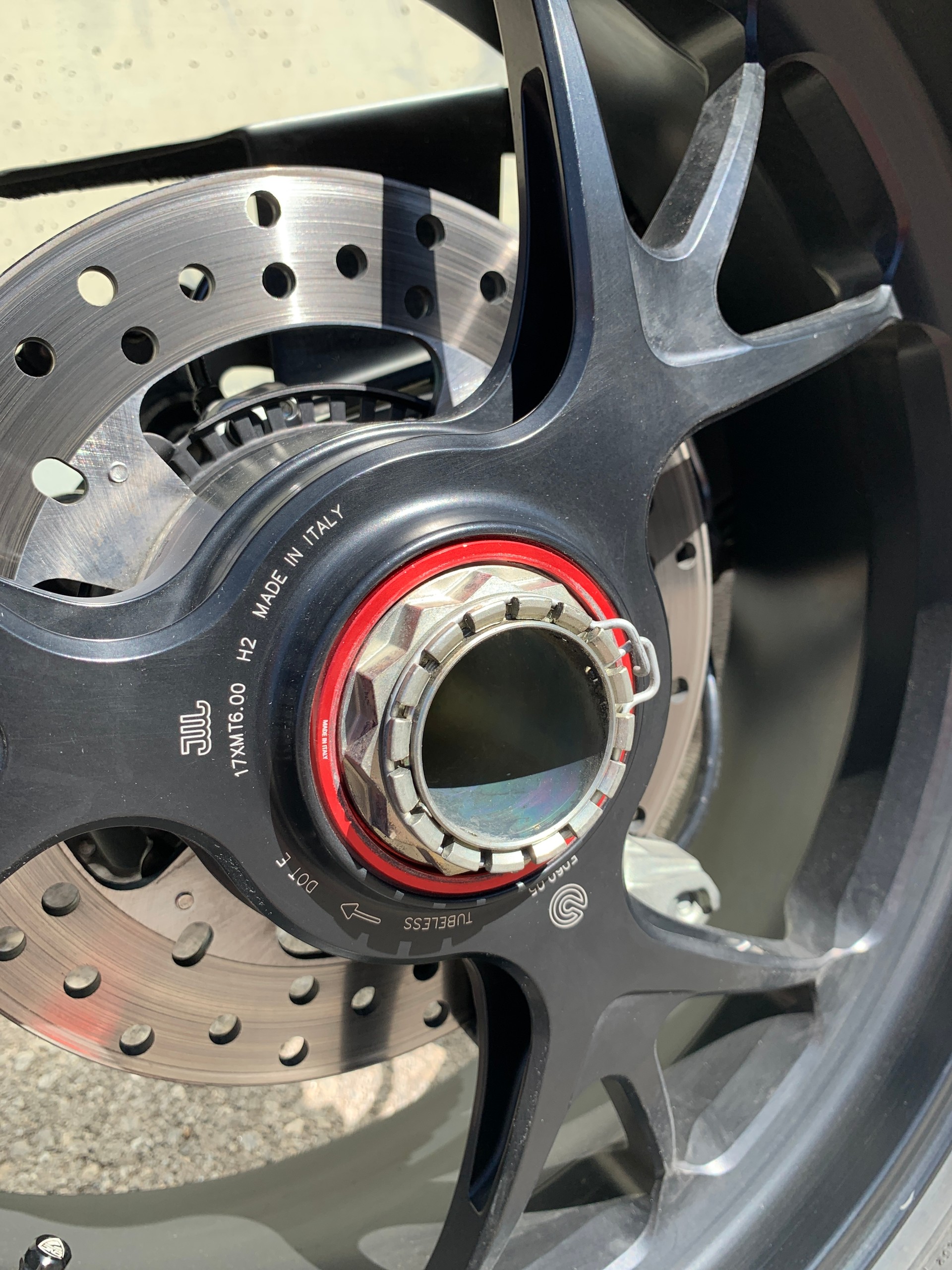 DUCATI Streetfighter V4 S-image-10