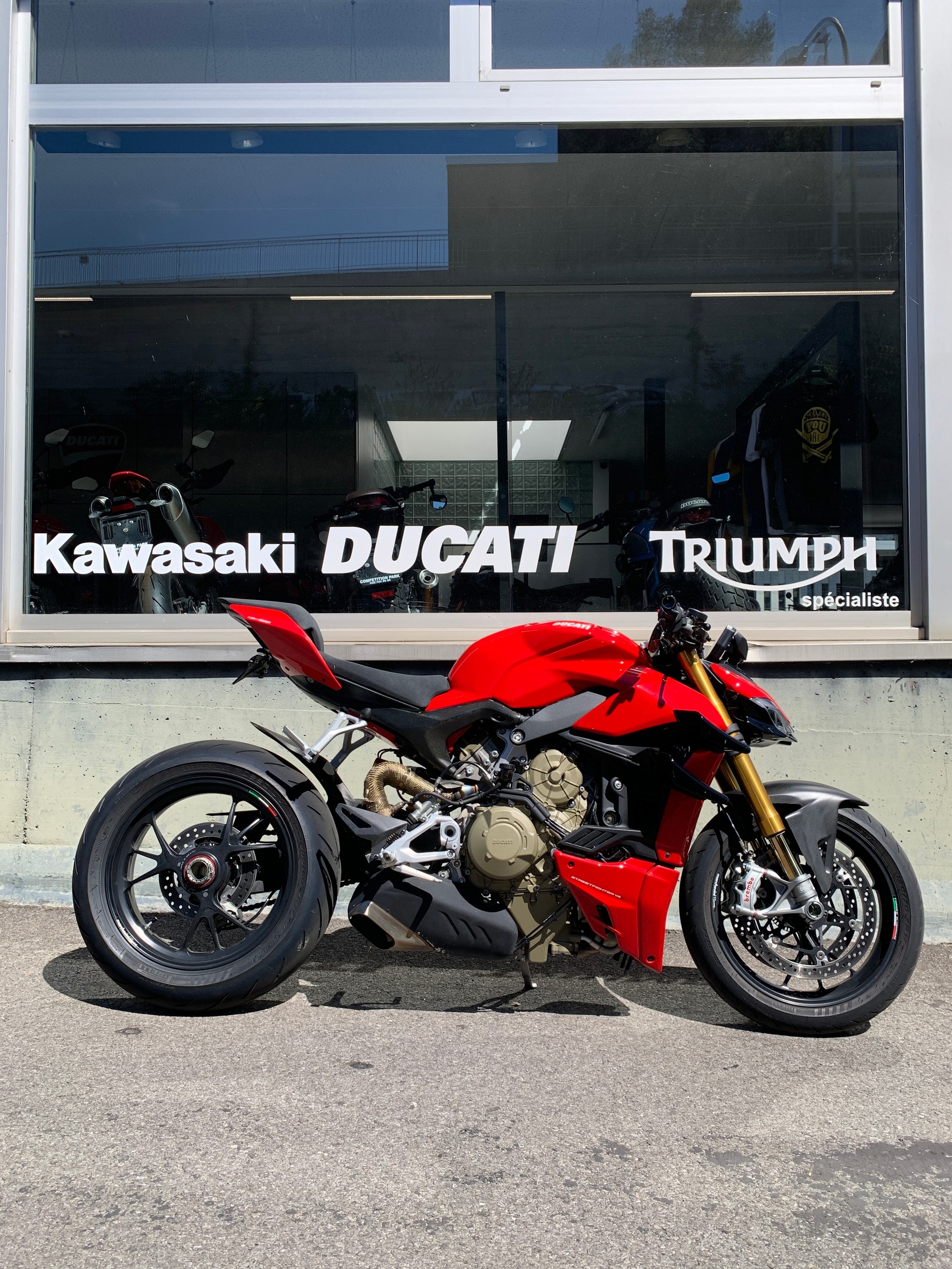 DUCATI Streetfighter V4 S
