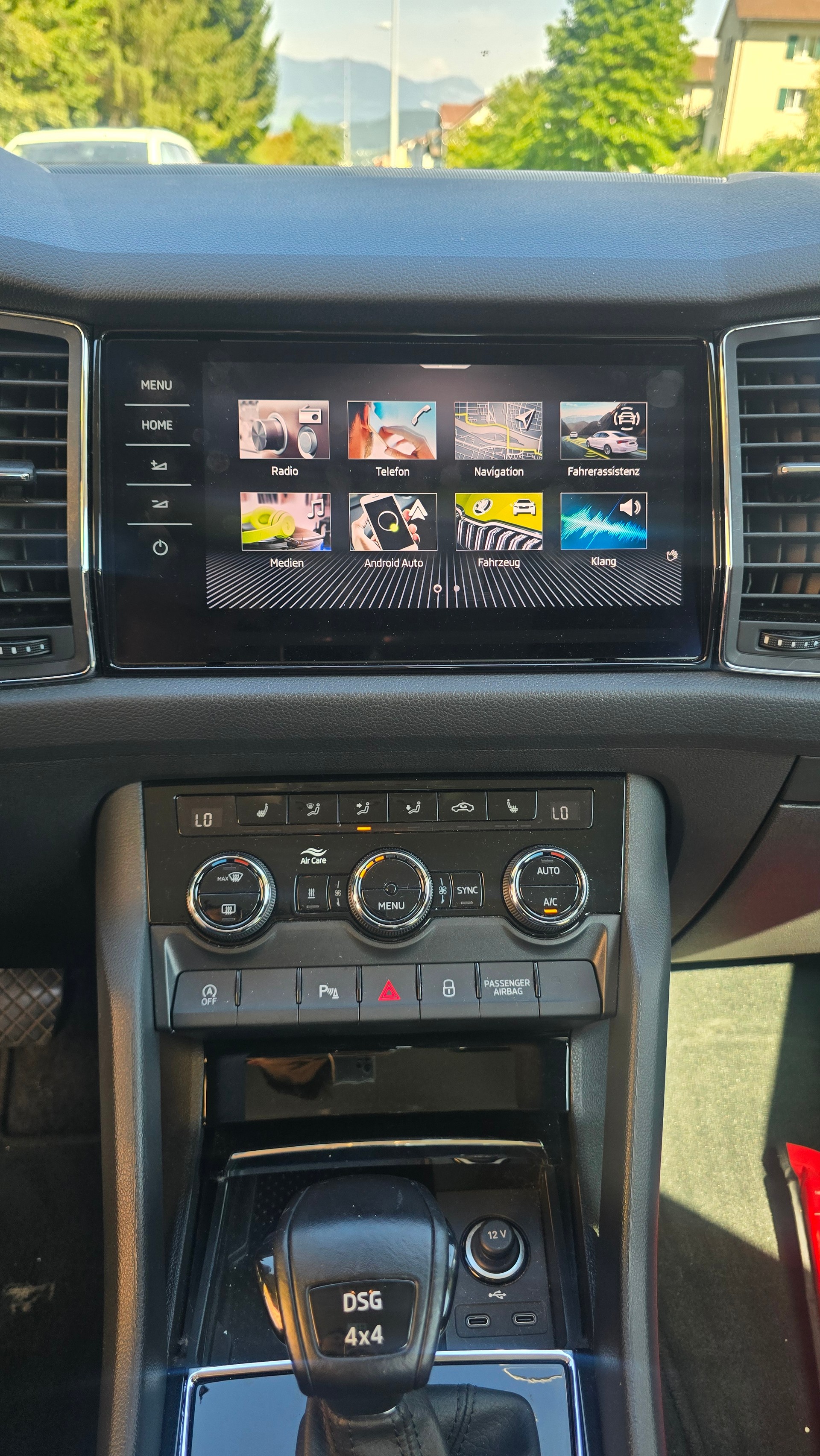 SKODA Kodiaq 2.0 TDI CR Ambition 4x4 DSG-image-11