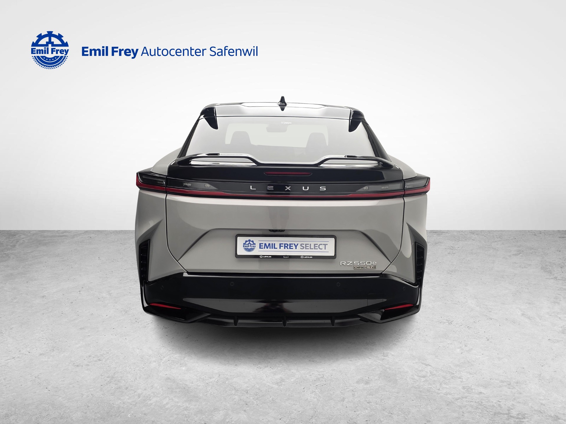 LEXUS RZ 550e F Sport-showroom-element-3