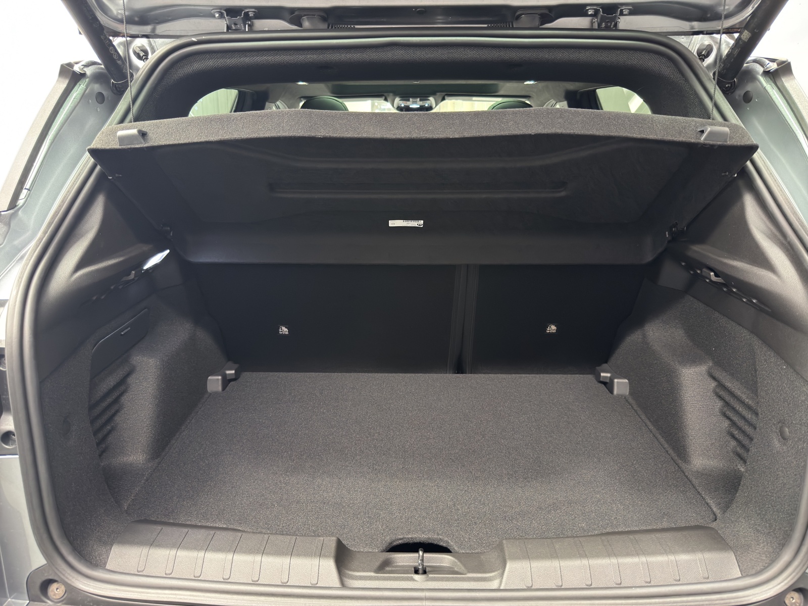 JEEP Avenger 1.2 MHEV Summit & Sky-image-10