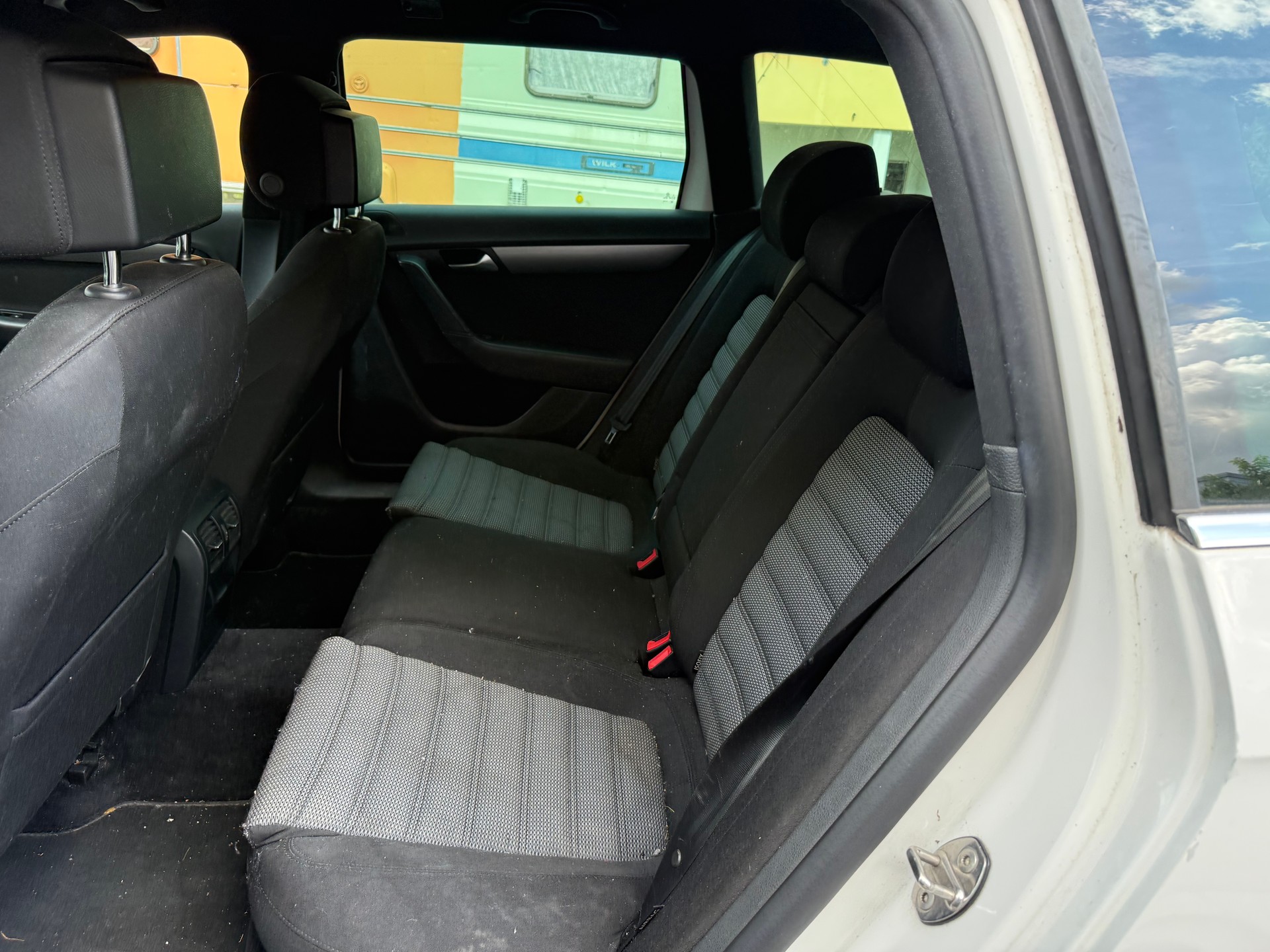 VW Passat Variant 1.4 TSI BMT R-LinDesign DSG-image-8