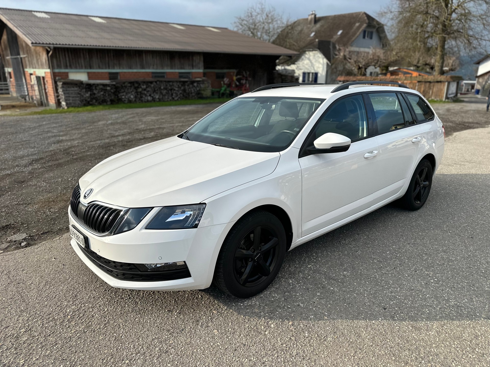 SKODA 1.6 TDI 115 Ambition 4x4-image-0