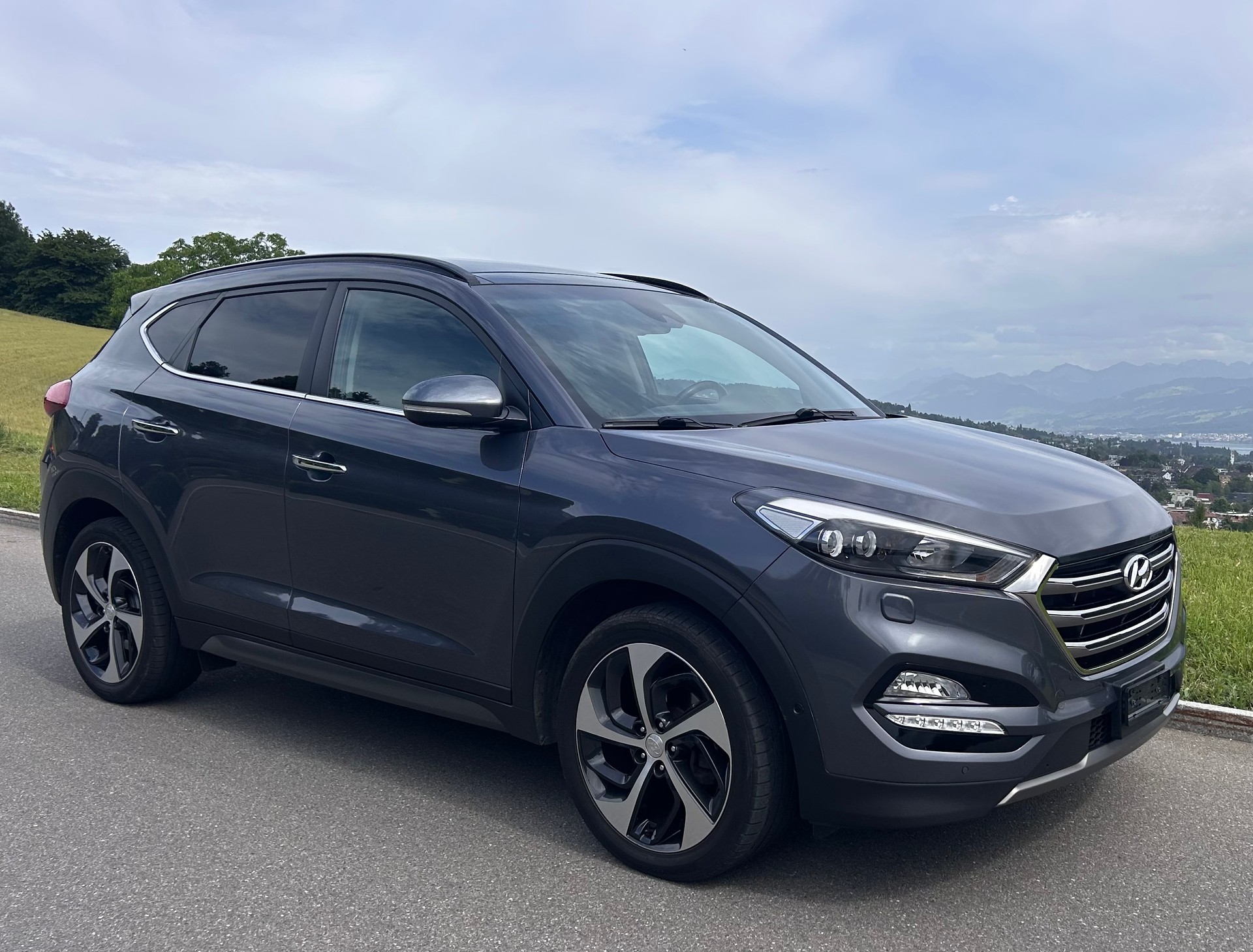 HYUNDAI 2.0 CRDi 185 Vertex 4WD-image-3